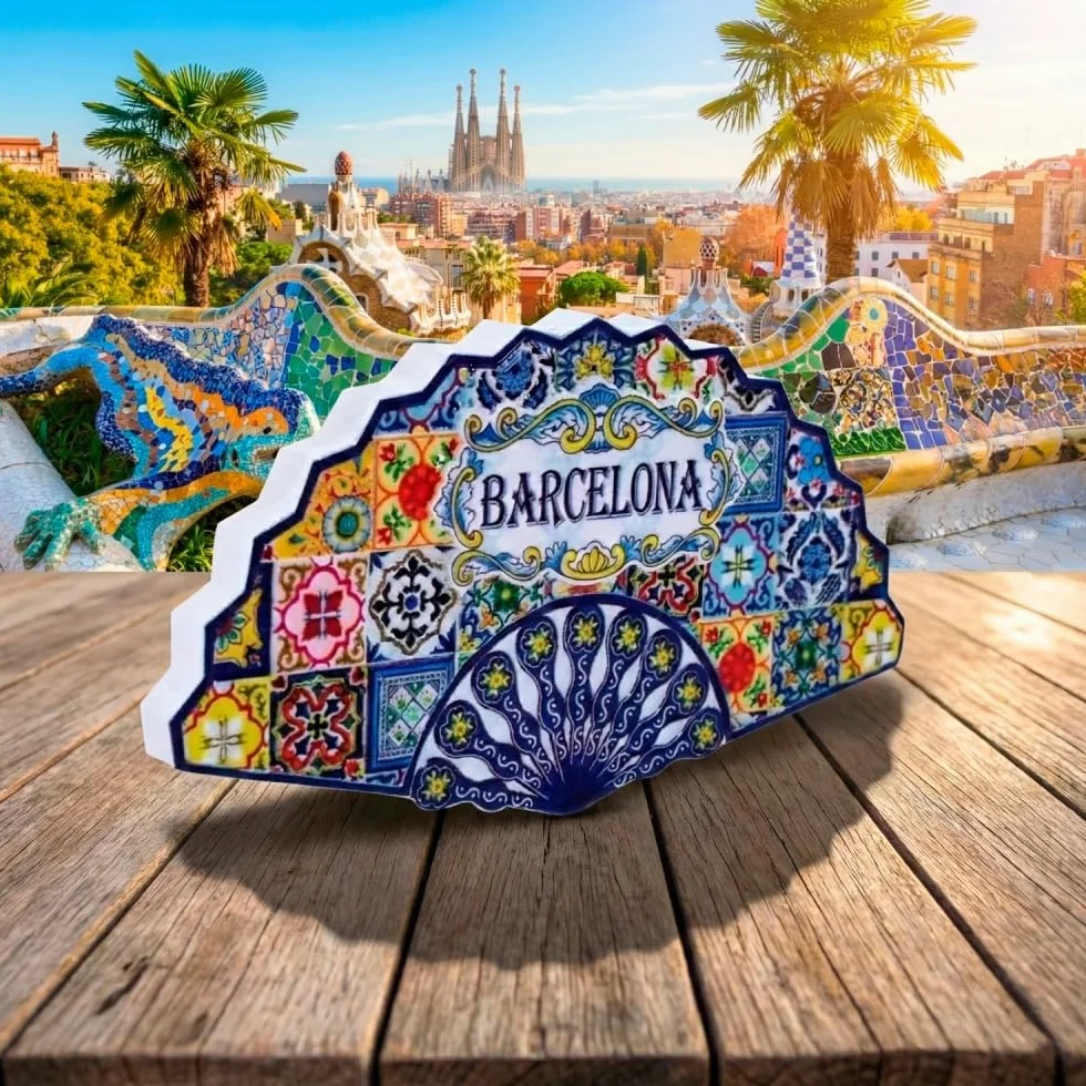Aimant de Barcelone Souvenir Gaudí Mosaïque Sainte Famille Parc Güell