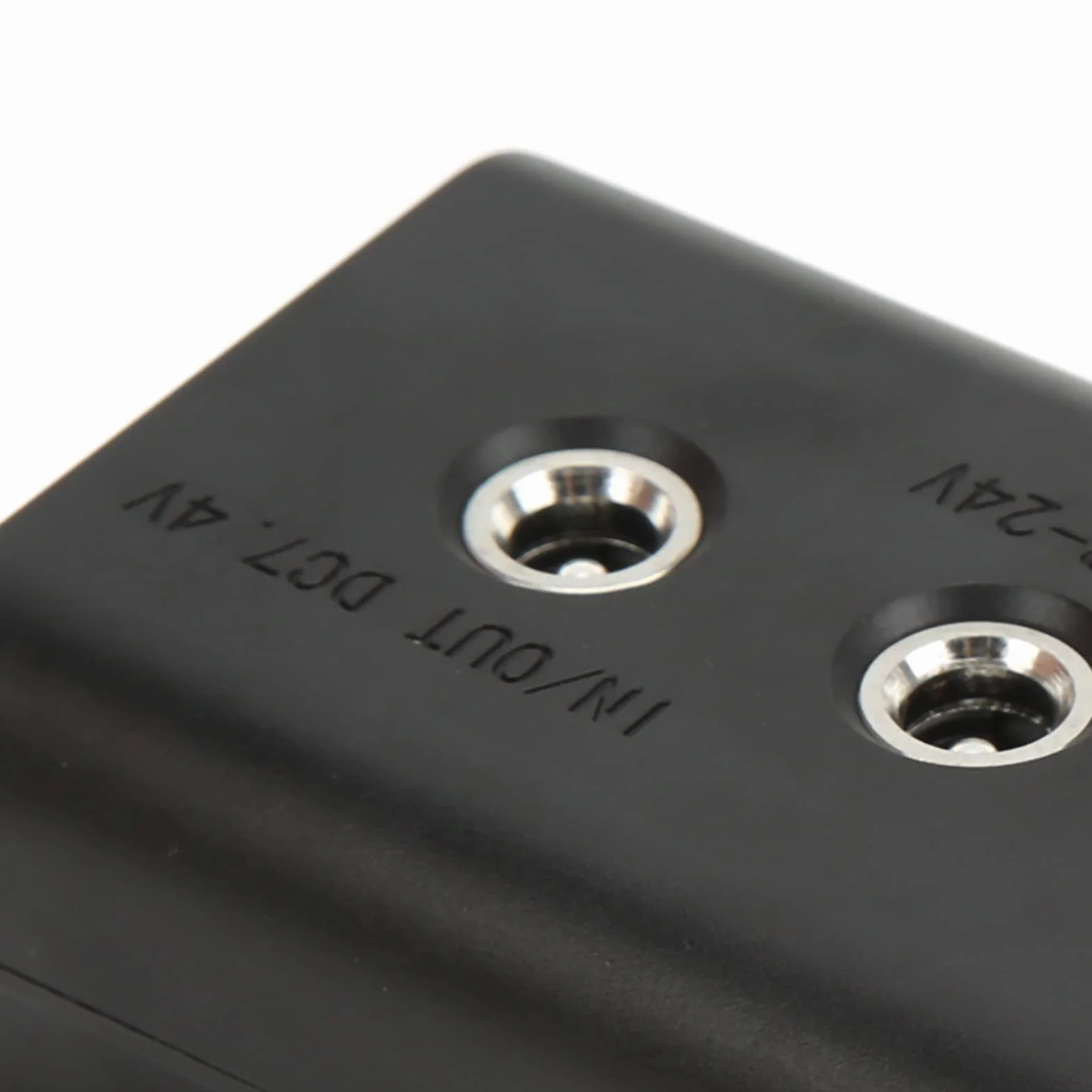 Cryfokt Imitacja Akumulatora NP‑F550, Atrapa Akumulatora 7,4 V/3 A Szerokie Zastosowanie Bezpieczne 12 V–24 do NP‑F570 do ‑F970