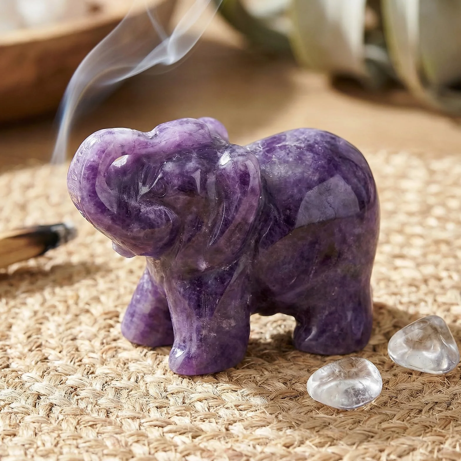 Naapesi Quartz Éléphant en Cristal Figurine 1.5 inch Sculpté Art de Collection Vert