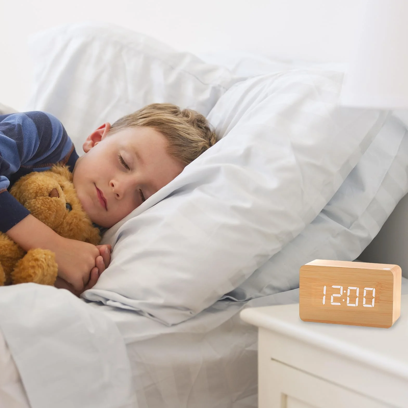 Réveil Numérique en Bois avec LED Intelligente Luminosité Réglable Commande Sonore