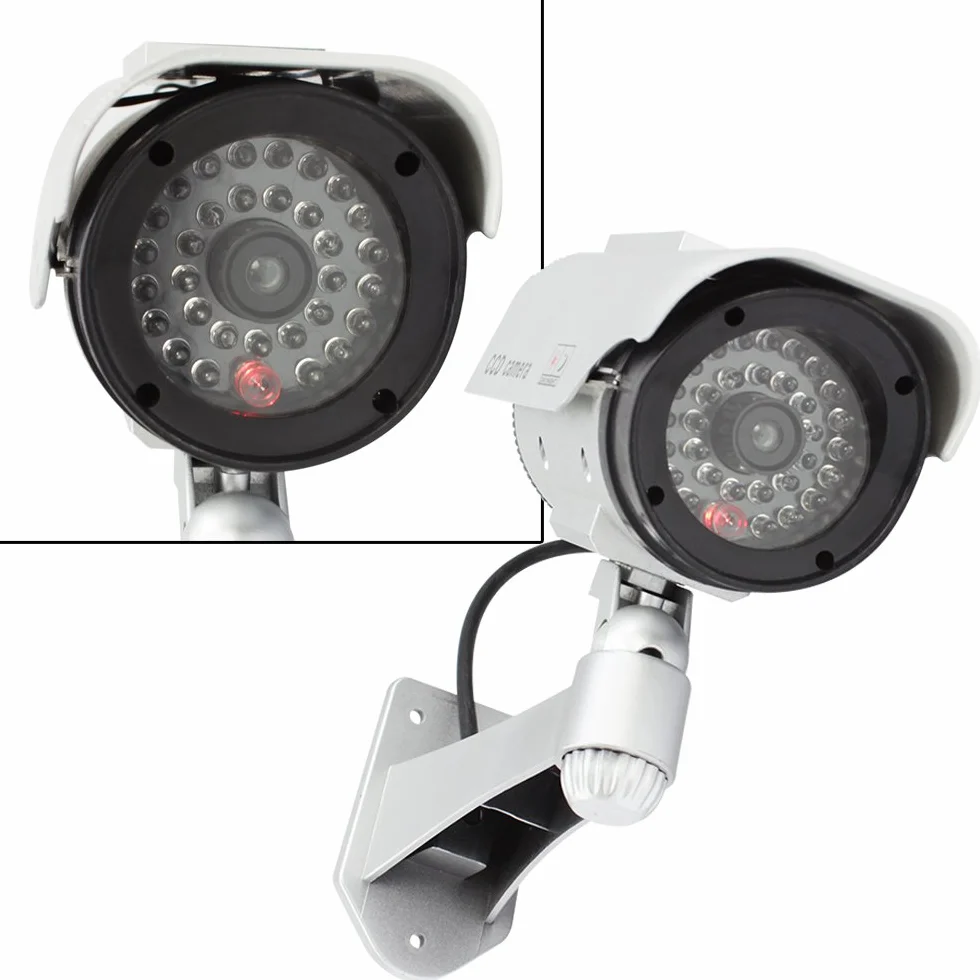 COM-FOUR® atrapa kamery 2x na zewnatrz - atrapa kamery ze wspornikiem sciennym - solarna kamera monitorujaca z dioda LED do domu - atrapa kamery dozorowej (02 sztuk)