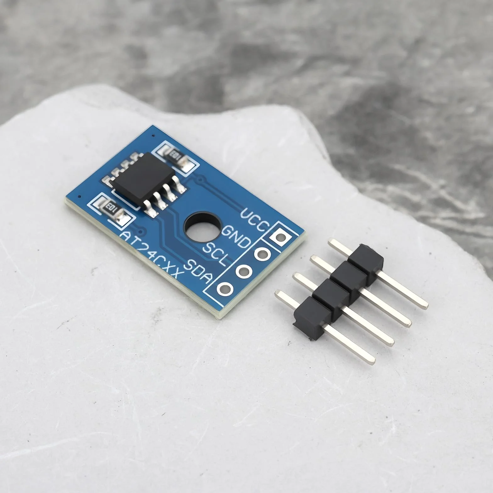 Lot de 6 Modules Mémoire CMS AT24C256 I2C EEPROM Série 2,7-5,5V 5mA