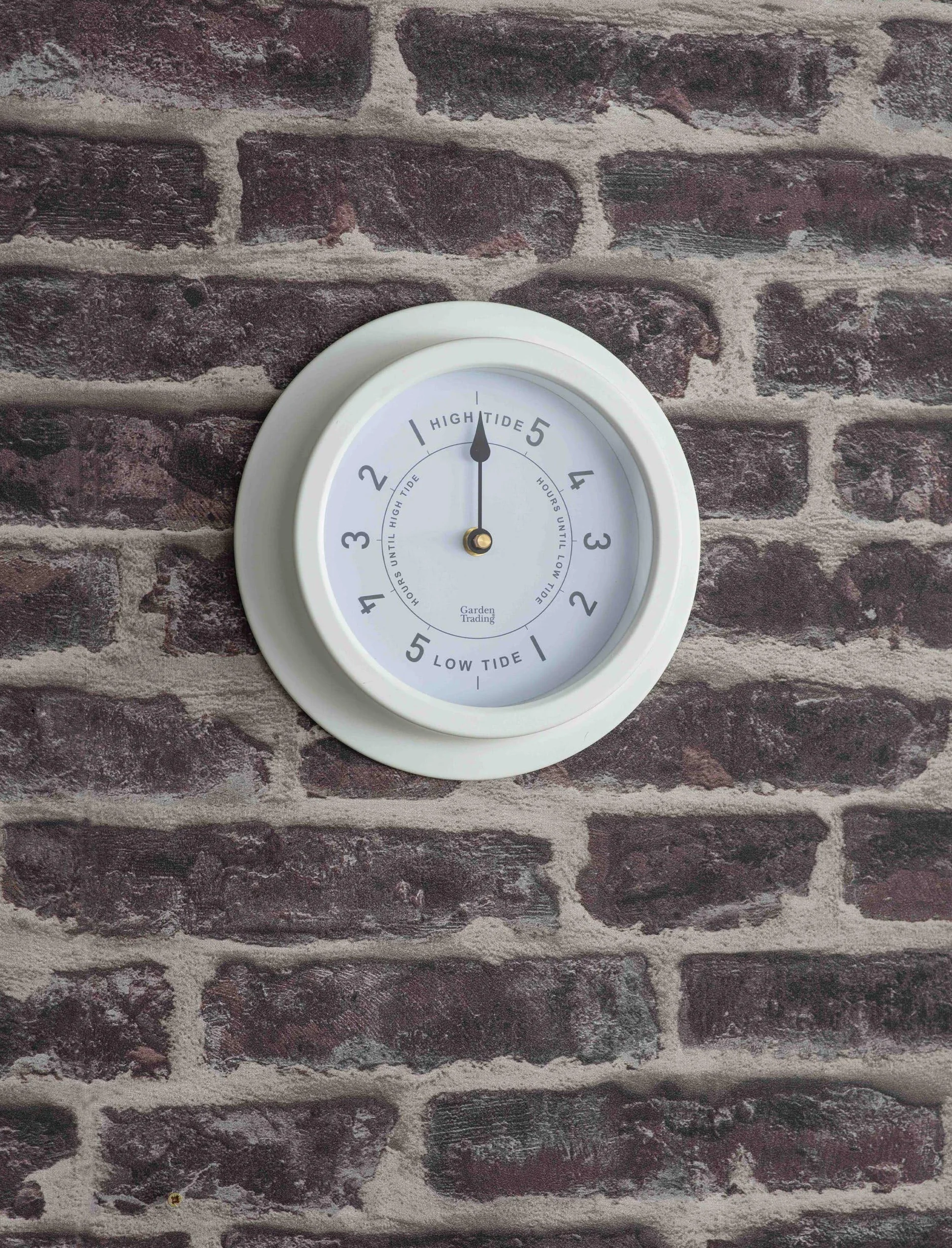 CKB LTD Horloge de marée Traditionnelle Nautique résistante aux intempéries Intérieur et extérieur – Alimentation par Piles – Décoration idéale pour la Maison ou la Caravane Acier (lys Blanc)