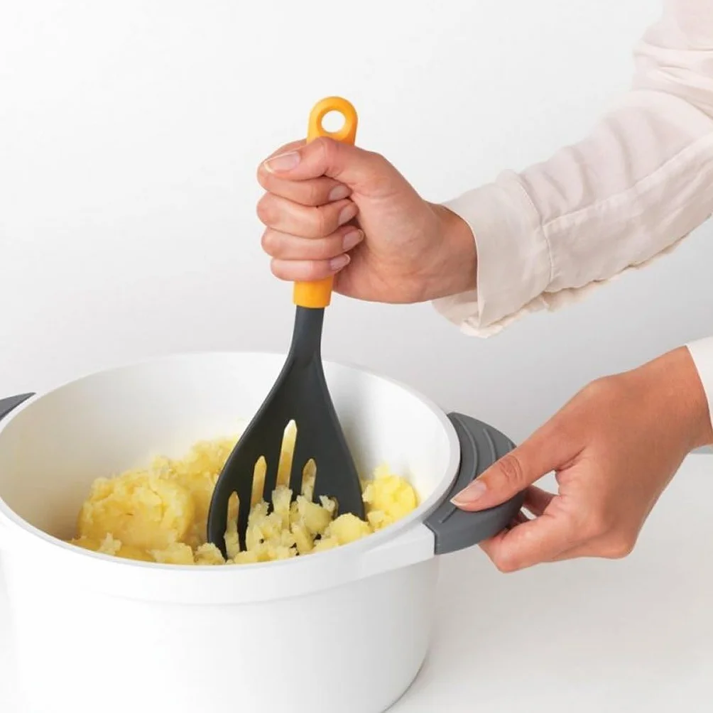 Brabantia Presse-purée plus cuillère Honey Yellow
