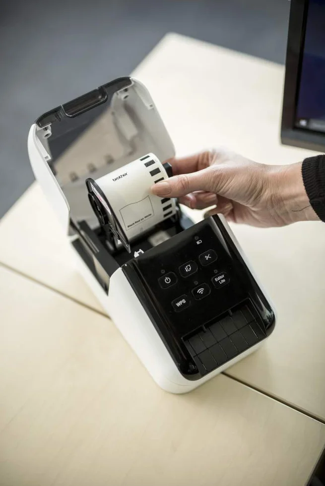 Imprimante d'étiquettes QL-810W Wi-Fi professionnelle