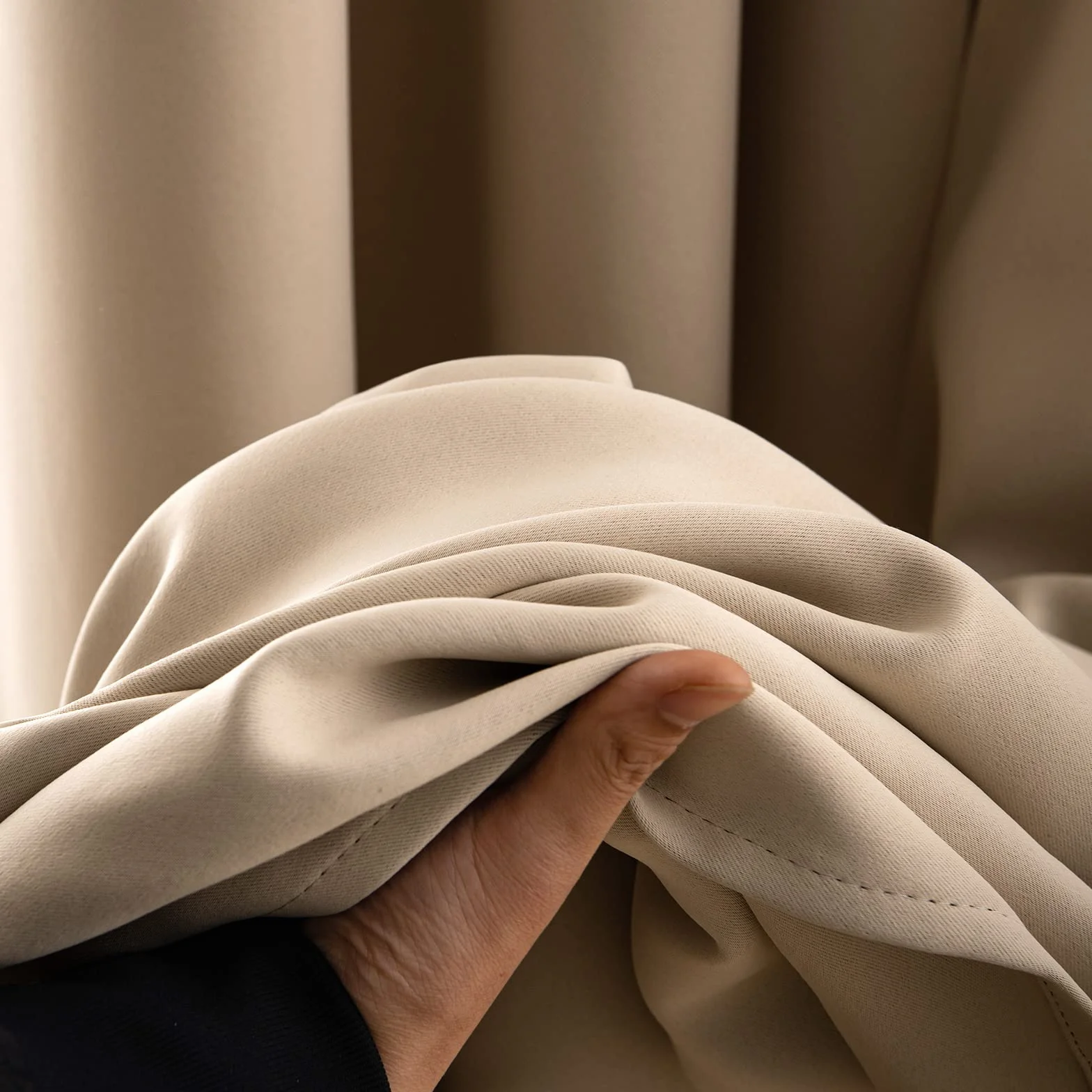 MIULEE Rideaux Occultant Beige Isolant Thermique 140x225cm 1 Pièce à Oeillets