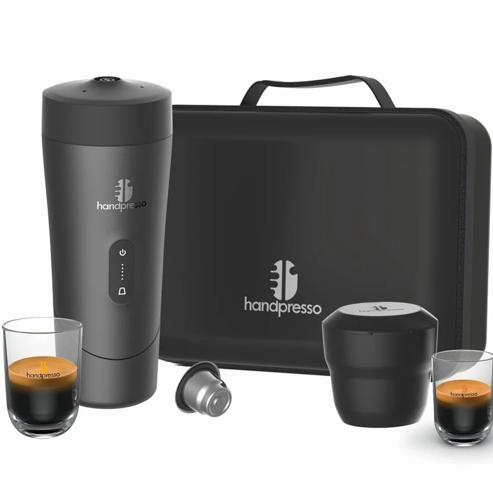 Handpresso Auto Set | cafetiere de voyage à batterie USB-C | capsule expresso & capsule réutilisable café moulu | malette compacte - cafetiere portable - 2 tasses - poubelle - cable USB - serviette