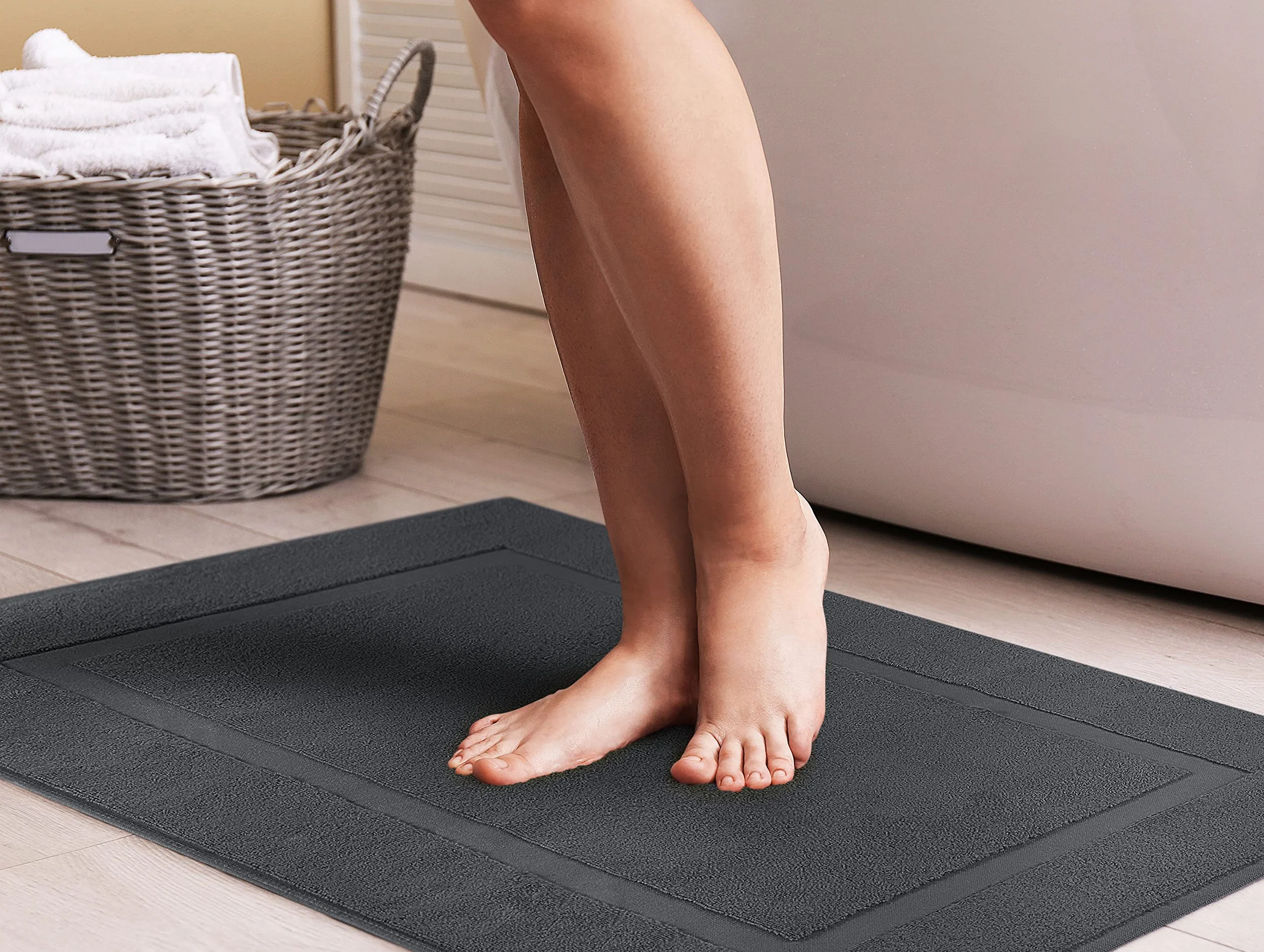 Utopia Towels Lot de 2 Tapis de Bain 100% Coton 53 x 86 cm Gris Lavable en Machine