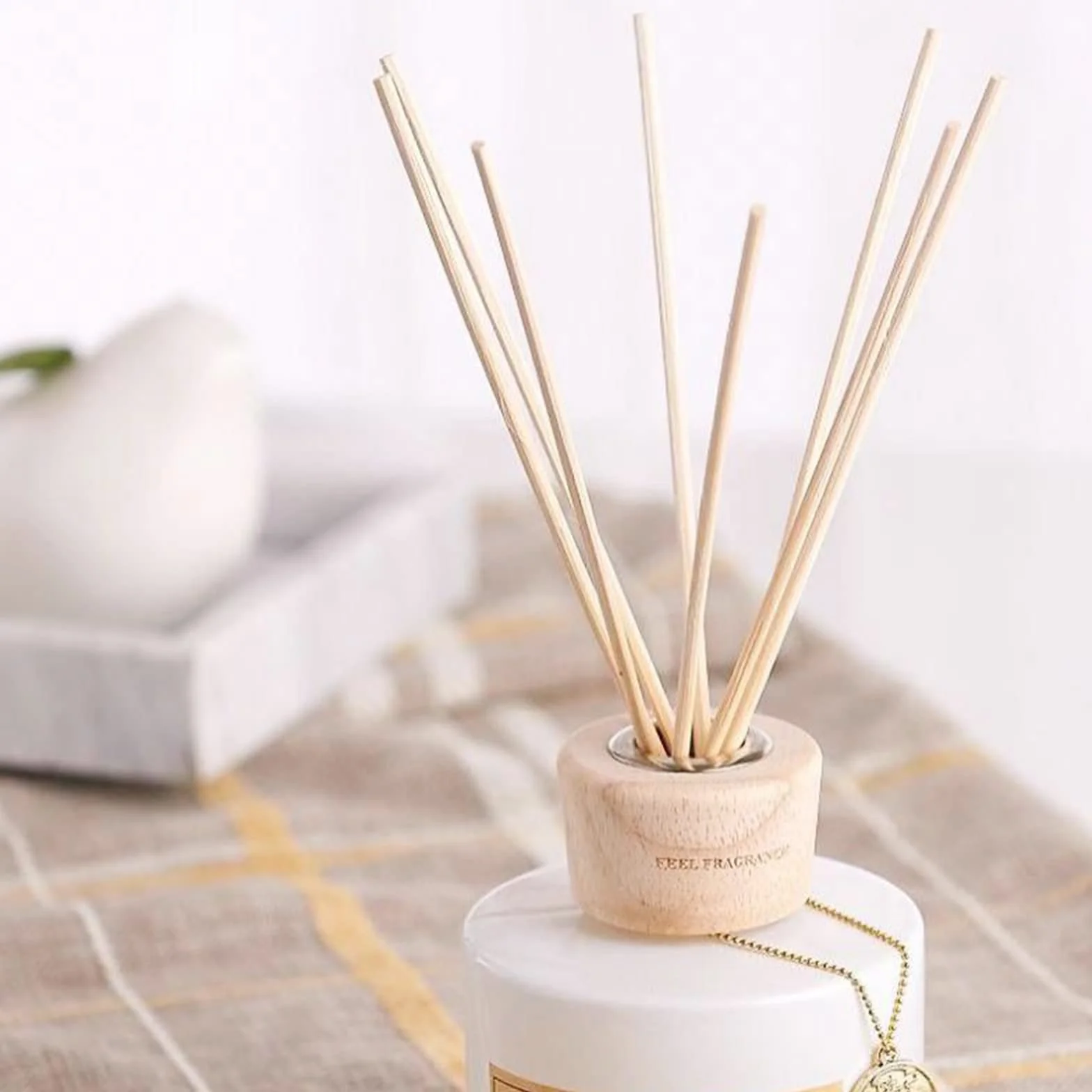 Bâtonnets Diffuseur à Roseaux 25cm x 3mm, Recharge pour Cuisine Bain Salon