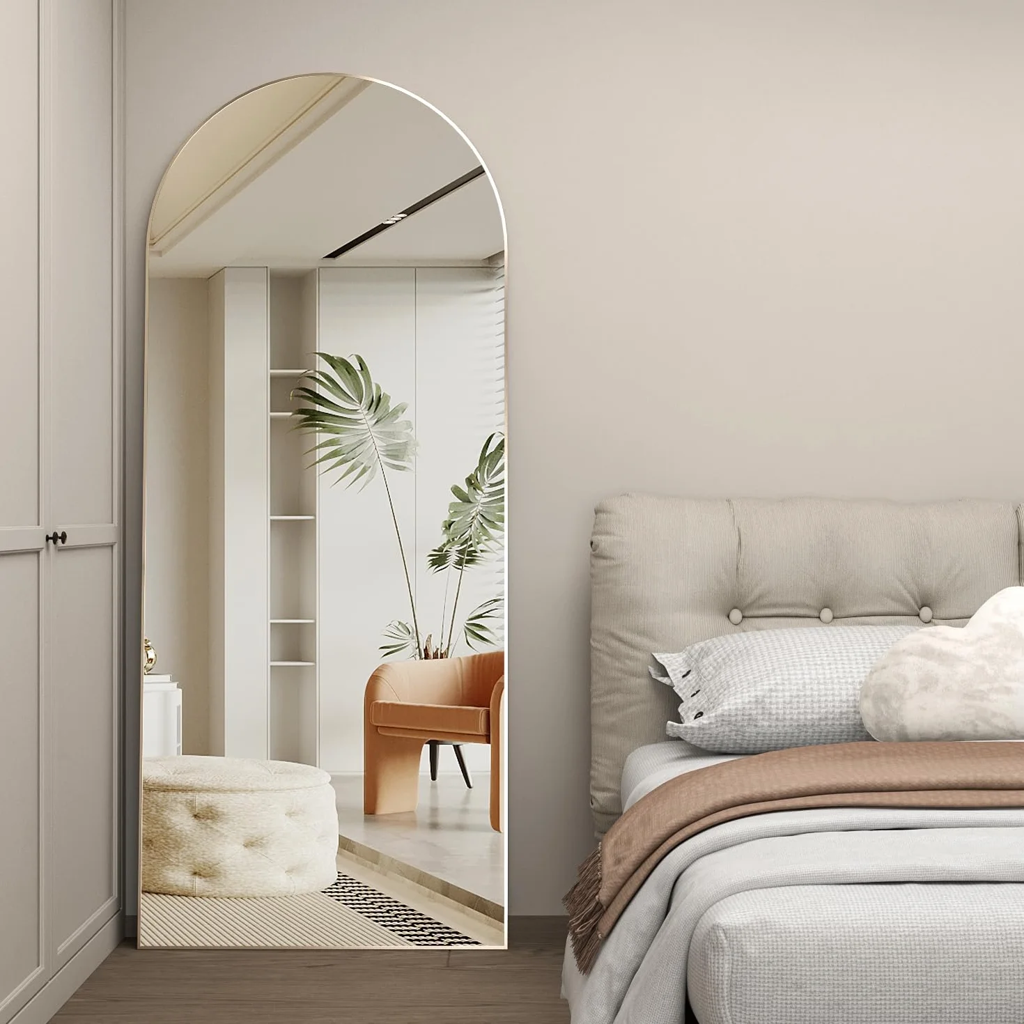 Miroir bombé doré 165 x 60 cm suspendu appuyé chambre
