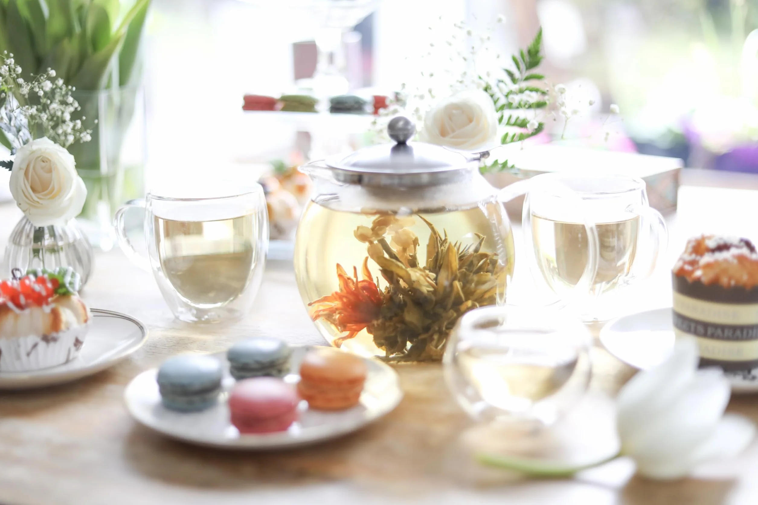 Teabloom Classica Théière en Verre 1,2 L – Résistante à la Chaleur avec Infuseur Amovible en Acier Inoxydable – Théière Design pour Thé en Vrac et Infusions