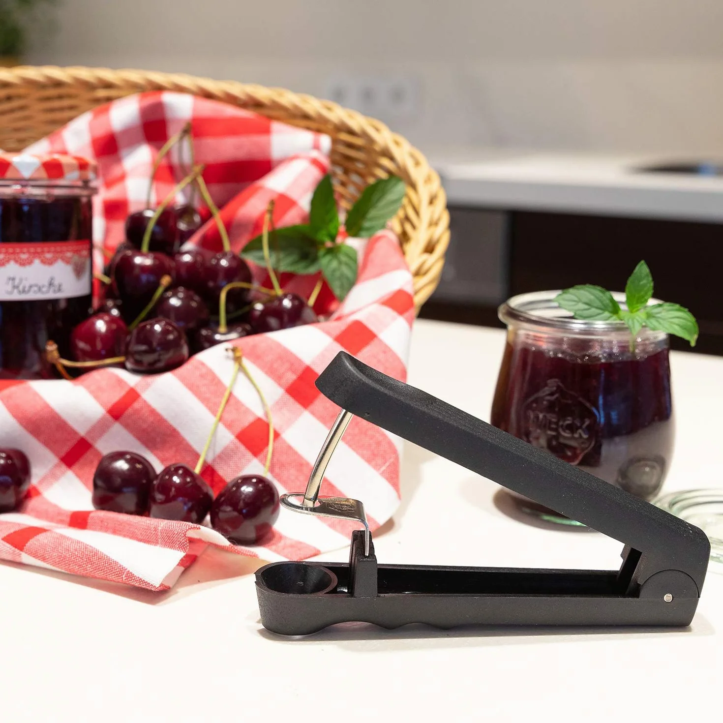Westmark Dénoyauteur à Cerises 13,1 cm Plastique acier inoxydable Noir
