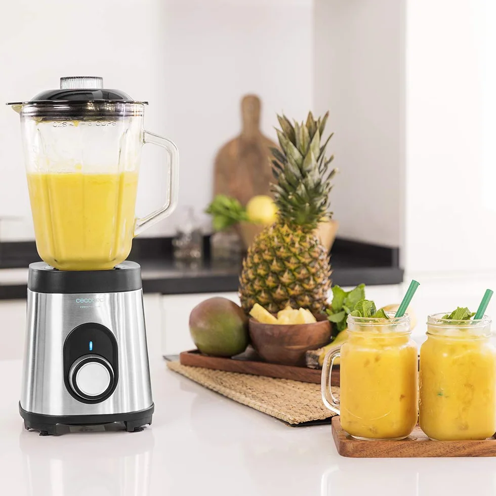 Cecotec Mixeur-blender Power Black Titanium 1800MAX Inox,1800W Puissance Maximale, 6 Lames avec Revêtement en Titane Noir, Carafe de 1,5 L, 5 Vitesses + Fonction Pulse et Bouchon Distributeur