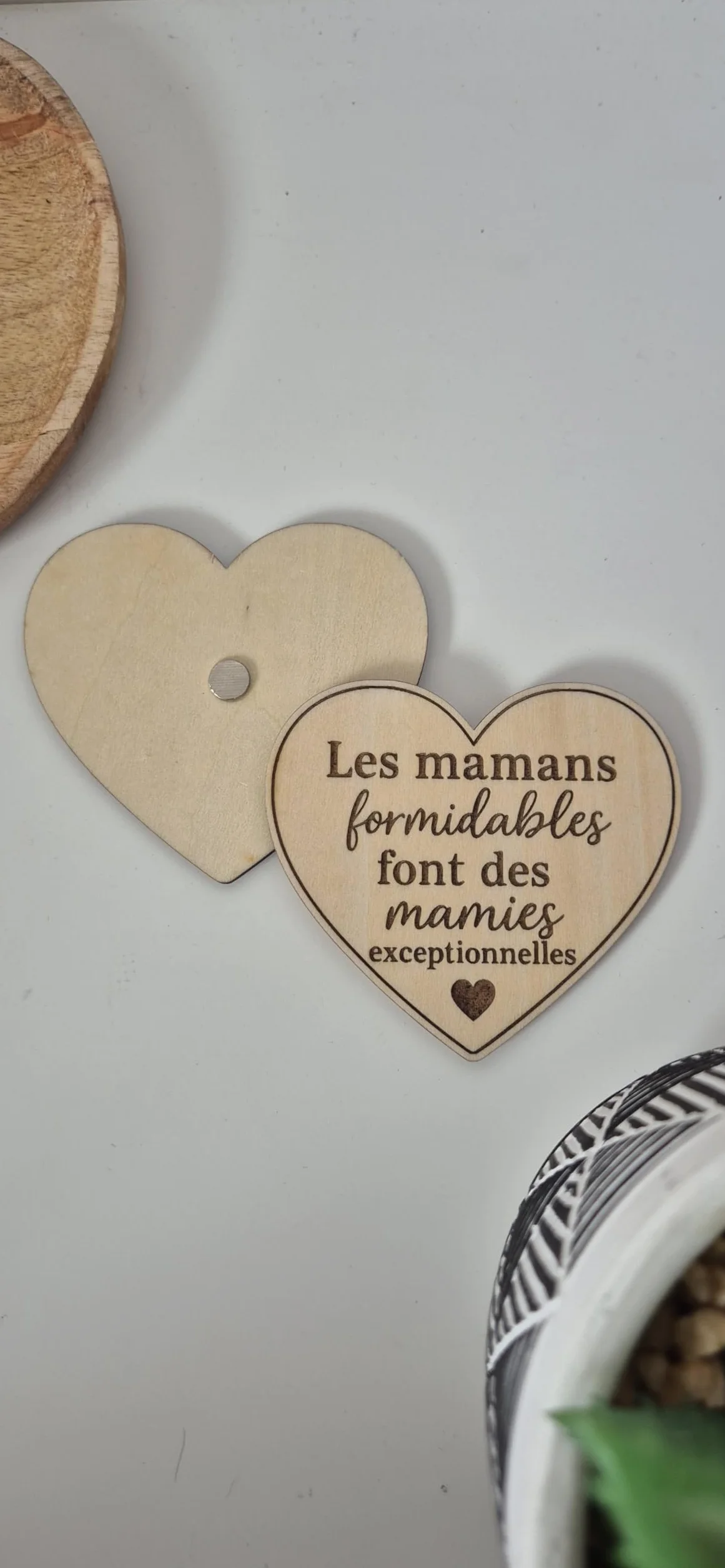 Magnet Décoratif en Bois Message pour Mamie en Forme de Cœur Annonce de Grossesse