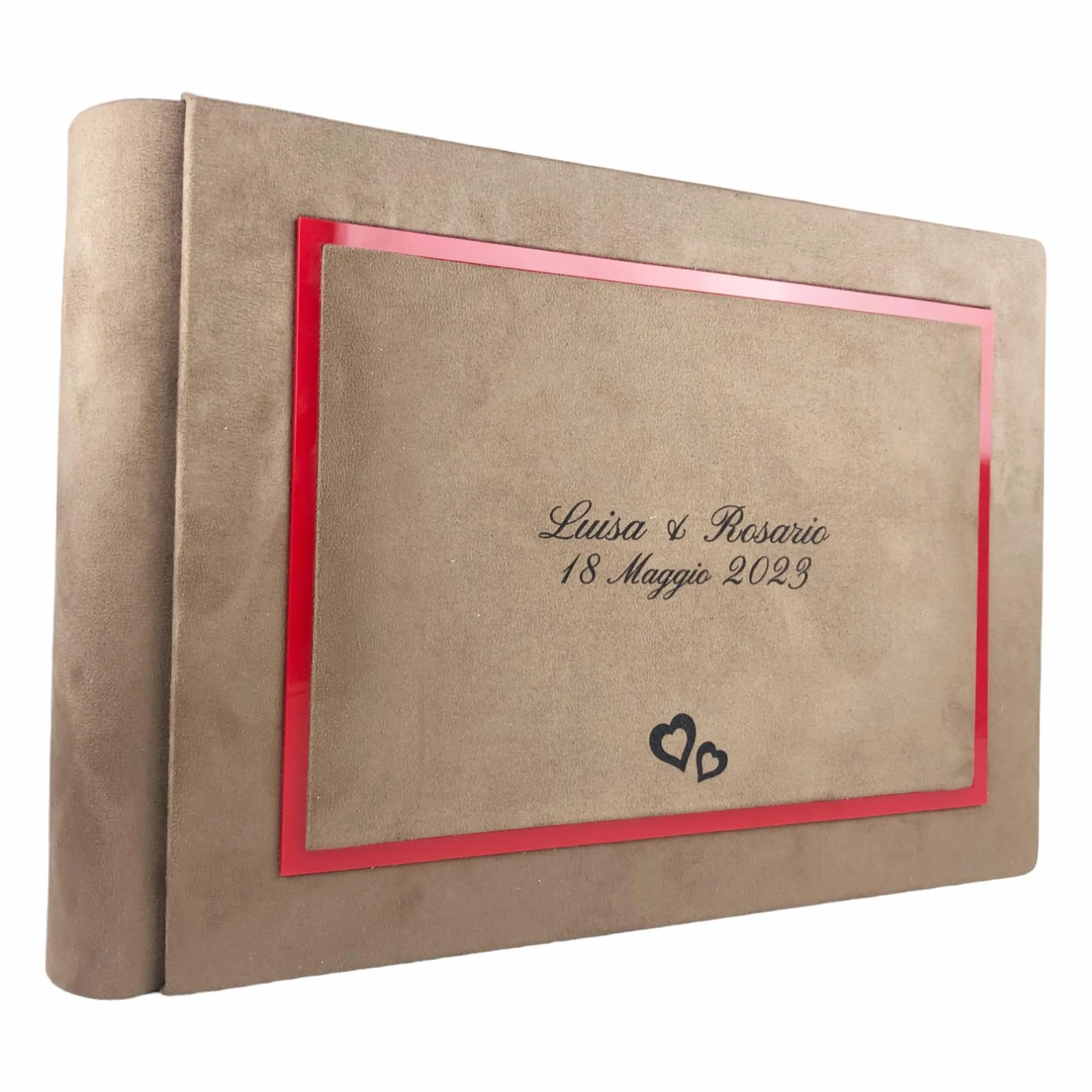 Album photo artisanal en tissu Alcantara personnalisable avec gravure Chameaux
