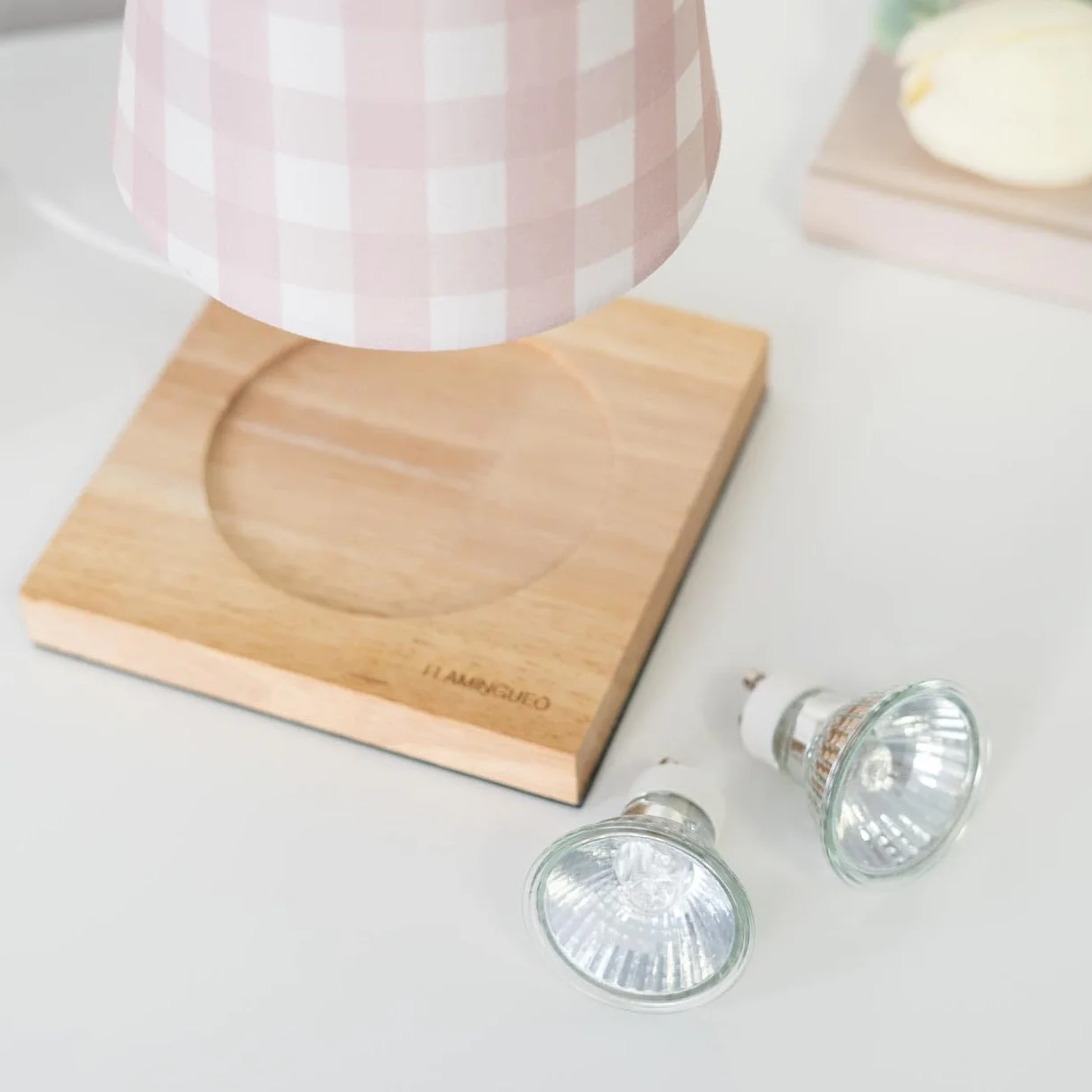 Flamingueo Lampe Chauffe Bougie - Candle Warmer Lamp - Deco Chambre - Intensité Réglable - avec Minuterie - Hauteur Réglable