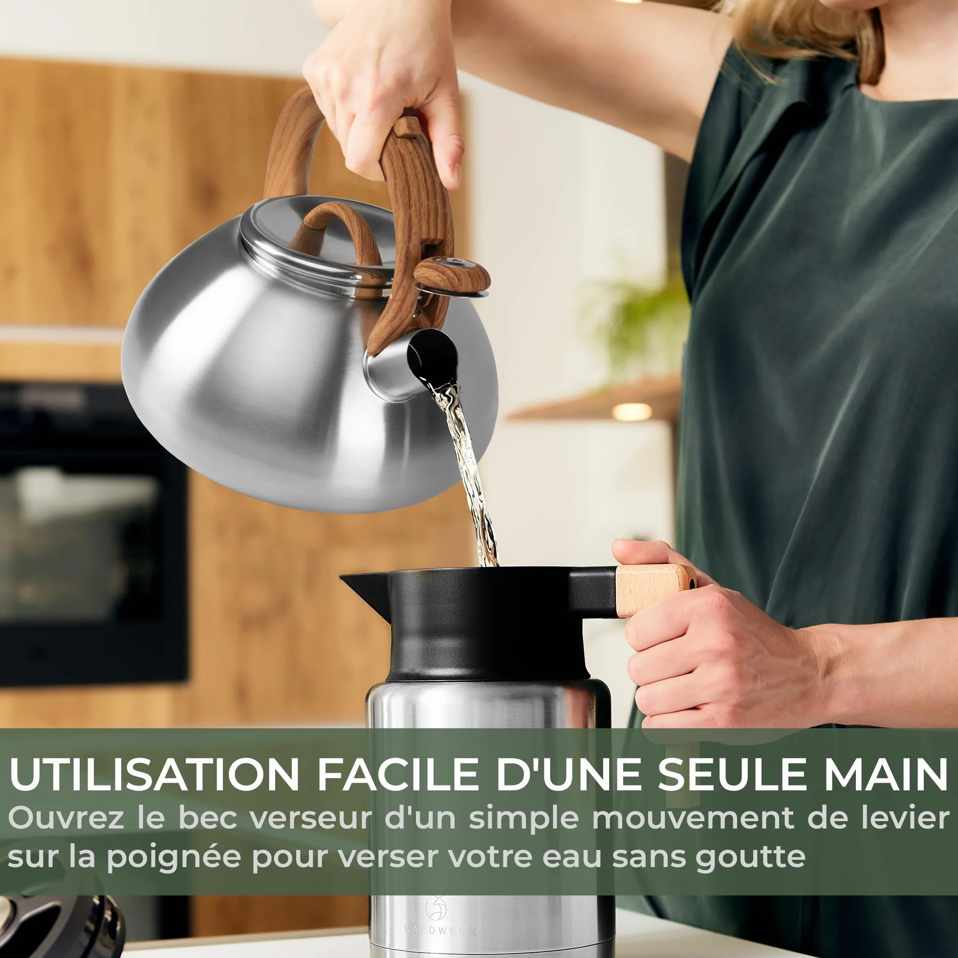 WALDWERK (2,3 L) Bouilloire INOX Vintage pour Induction et Gaz - Poignée Aspect Bois - Sifflante - Retro
