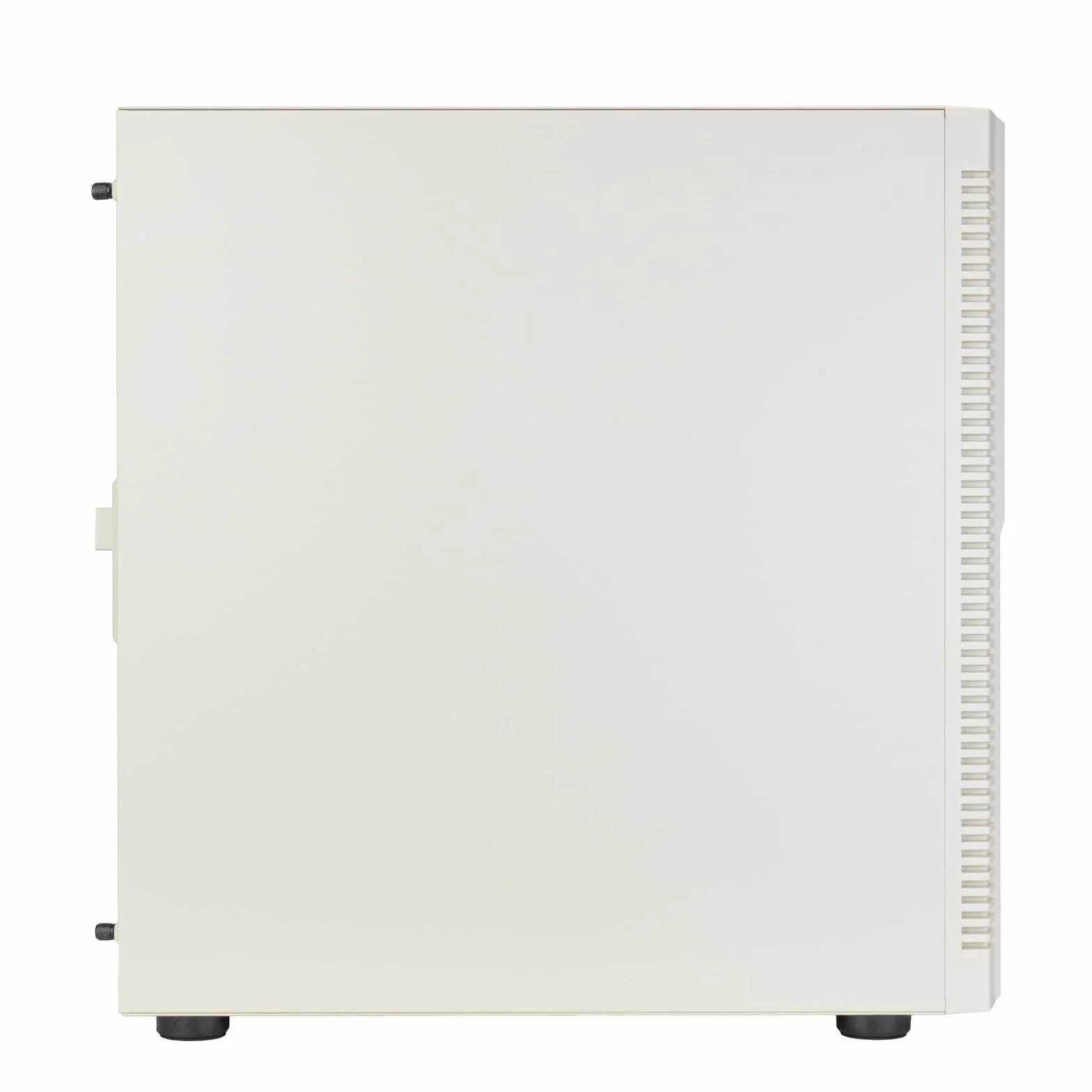 Silverstone TechnologyFLP02 — obudowa typu tower inspirowana stylem retro z wydajnym chłodzeniem i obsługą rozszerzeń, SST-FLP02W