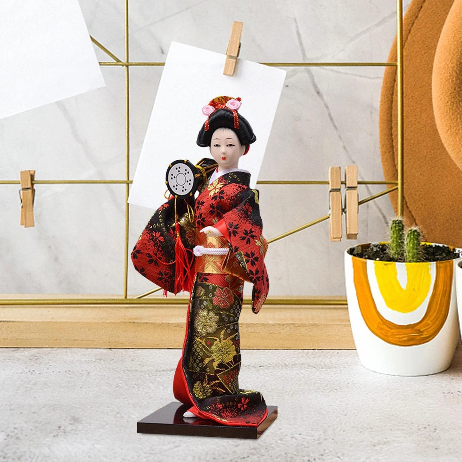 Poupée Japonaise Geisha Kimono Figurine de Collection Faite à la Main Orientale