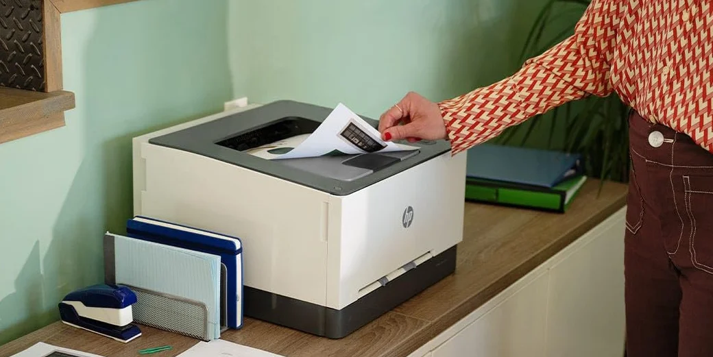 HP Color LaserJet Pro MFP 3302sdwg wielofunkcyjna kolorowa drukarka laserowa, automatyczne drukowanie dwustronne, wysoka prędkość drukowania, ekran dotykowy CGD, Wi-Fi, Ethernet, USB, HP Wolf Pro