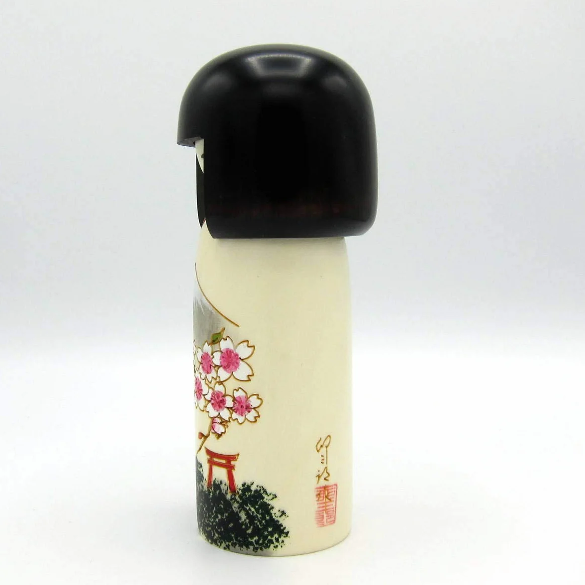 Usaburo Sosaku Kokeshi Doll Fujiyama fabriqué au Japon