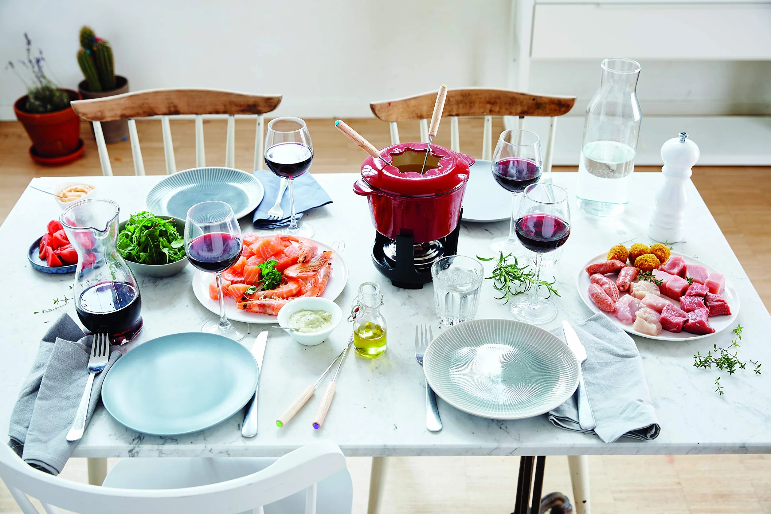 Beka Arôme - Set à Fondue Bourguignonne en Fonte Émaillée - Rouge - 6 Fourchettes - Couvercle Anti-Éclaboussures