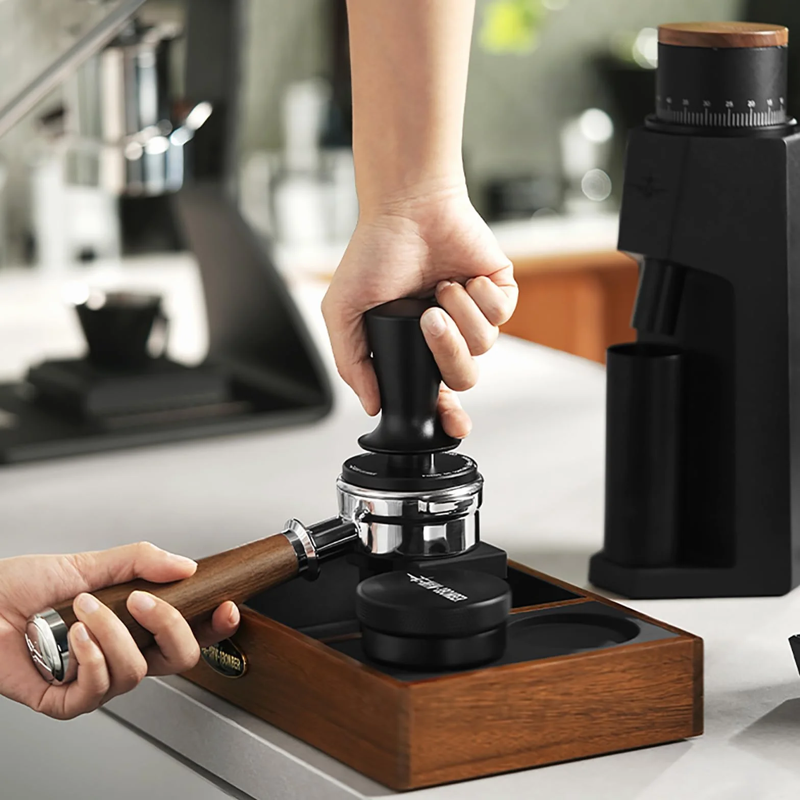 MHW-3BOMBER CD Series Tamper 58mm – Presse à café à Pression constante 30 lbs, Extraction homogène, Accessoire Barista pour Machines à portefiltre, idéal pour Amateurs de café et Professionnels