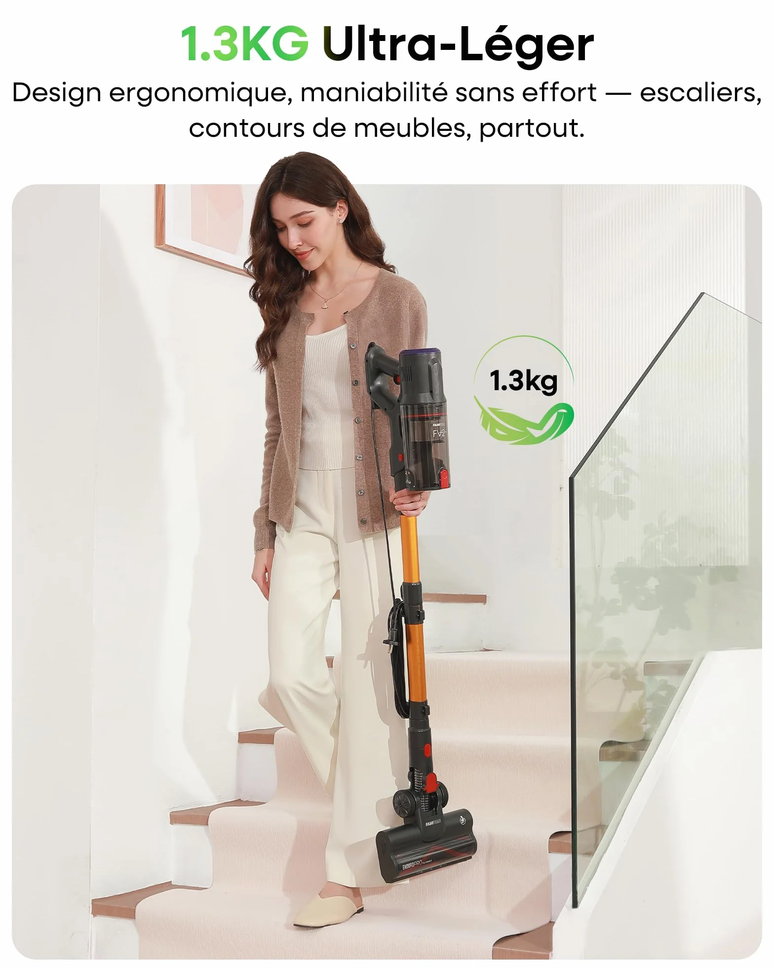 FAMIVAC FV2 Aspirateur Balai avec Fil, 65Kpa/600W Aspirateur sans Sac Puissant, Brosse Matelas, 1,3KG Léger, Câble 7M, 1,5L, Brosse Anti-Enroulement & Autoportante pour Tapis, Sols, Poils d’Animaux