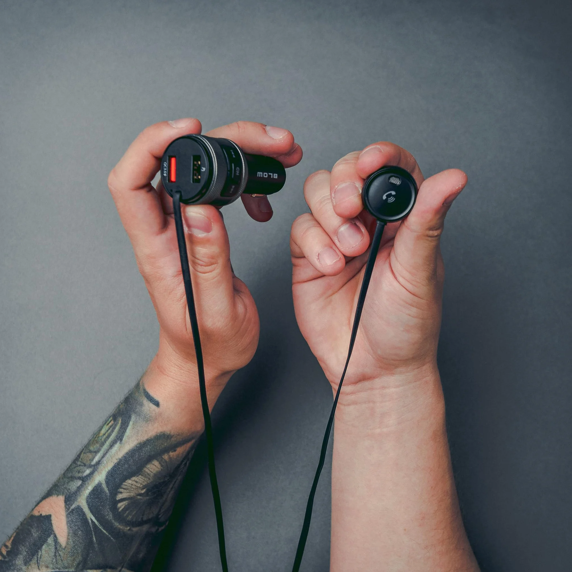 BLOW Transmiter Bluetooth ładowarka głośnomówiący