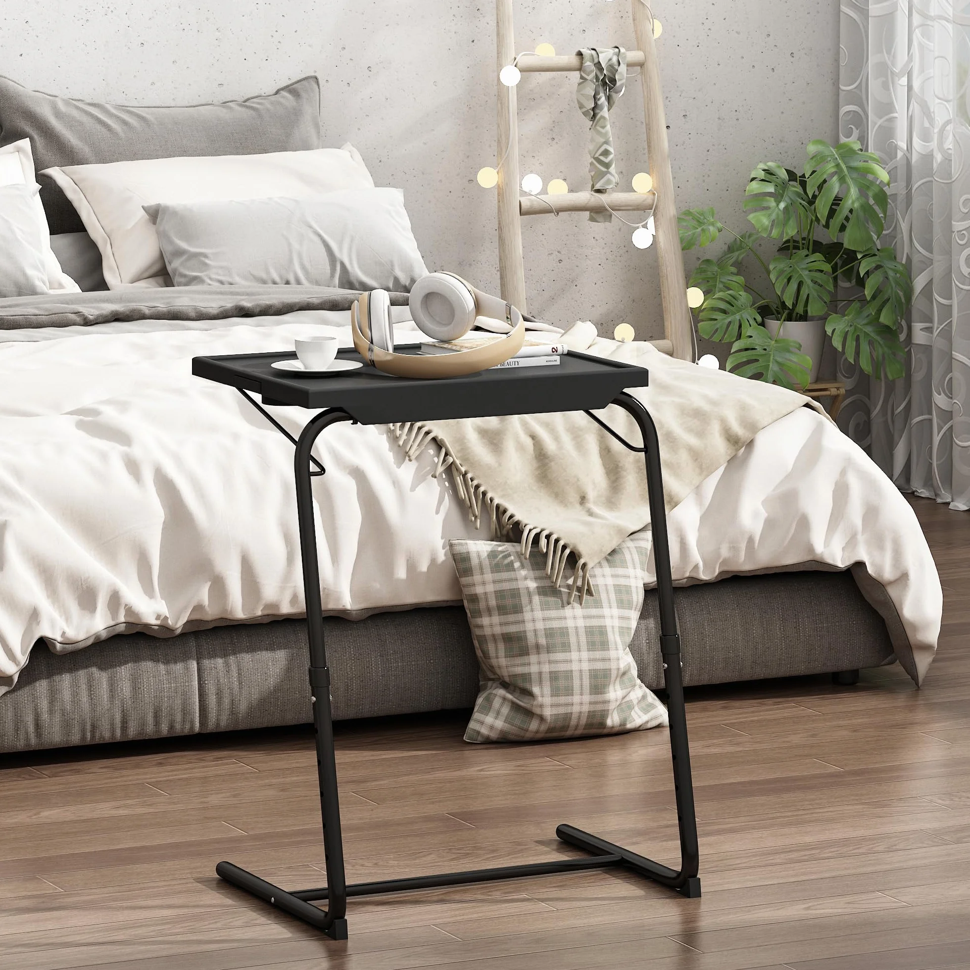 TV Pliable avec Porte-gobelet, Table TV réglable avec 3 Angles de réglage et 6 hauteurs, Table Basse pour Manger sur canapé et lit, Support pour Ordinateur Portable, Noir