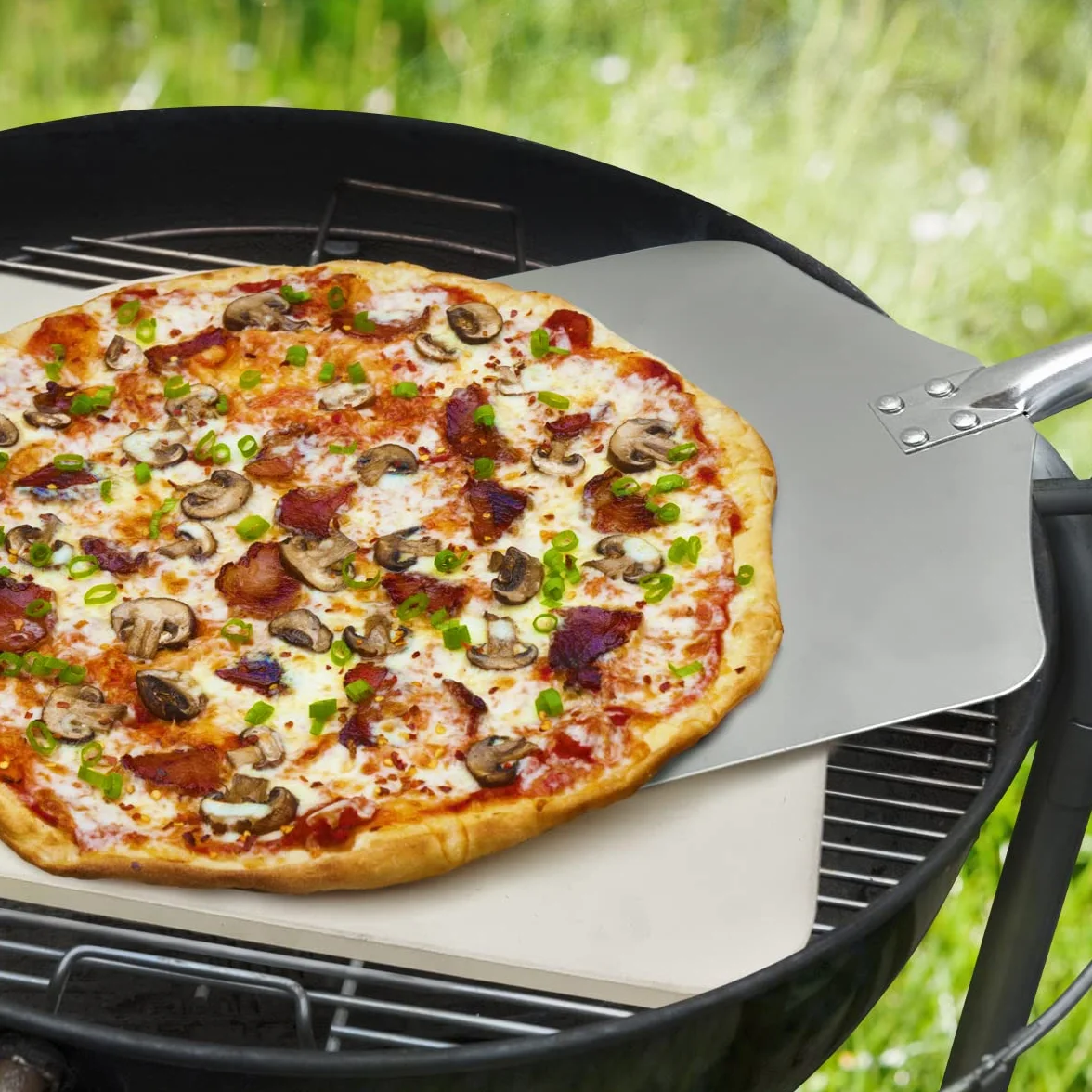 joeji's Kitchen Pierre à Pizza Cordiérite 30 x 38 cm & Pelle Aluminium Manche Bois Amovible - Grill et Barbecue