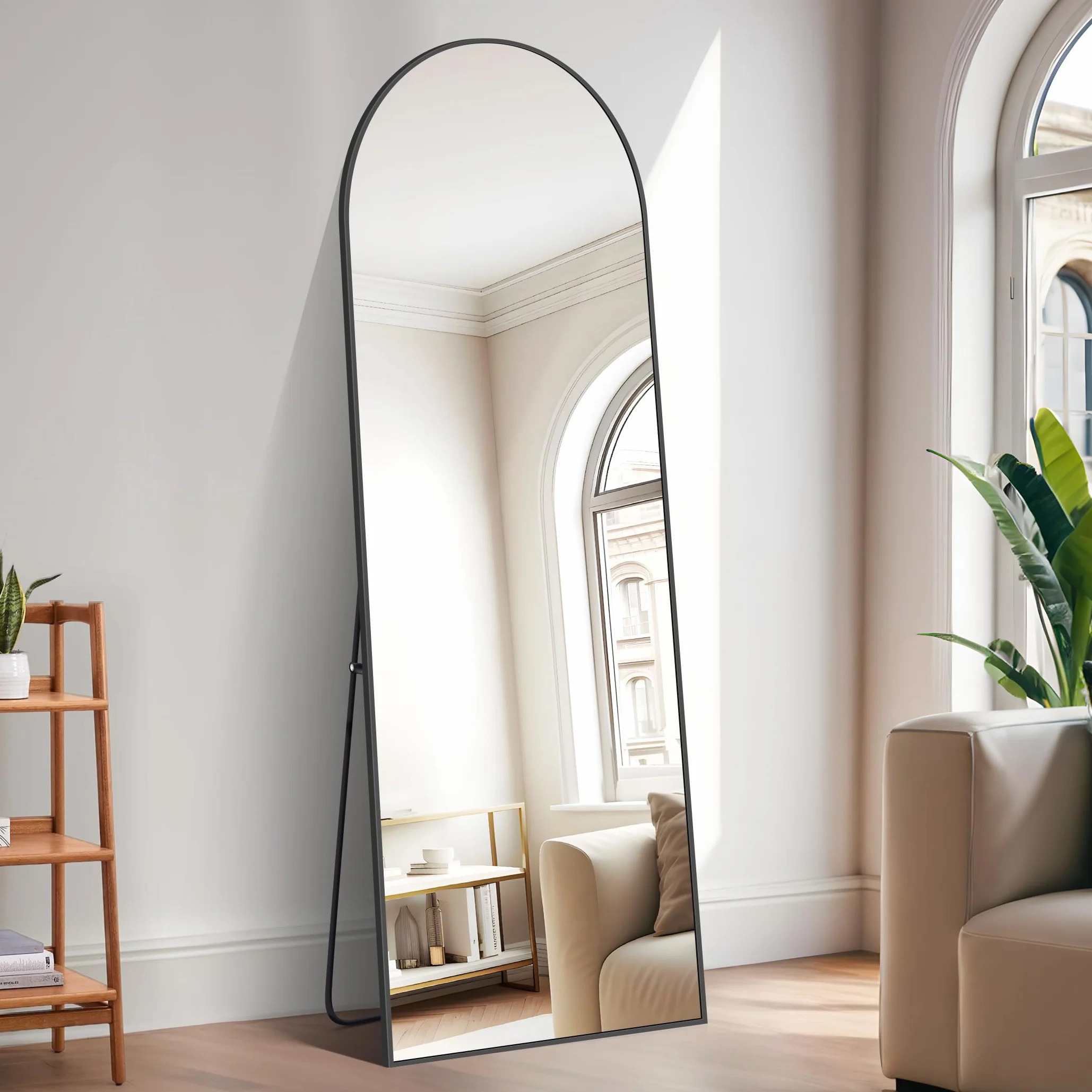 Miroir sur Pied 161 x 52 cm, Grand Miroir Mural en Pleine Longueur avec Cadre en Aluminium Noir, Miroir Arqué pour Salle de Bain, Chambre, Entrée et Couloir