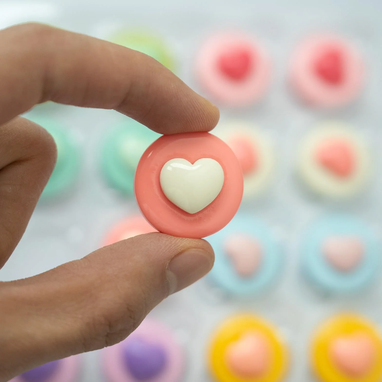 Aimants en forme de cœur macaron multicolore pour tableau blanc, casier, cuisine, bureau
