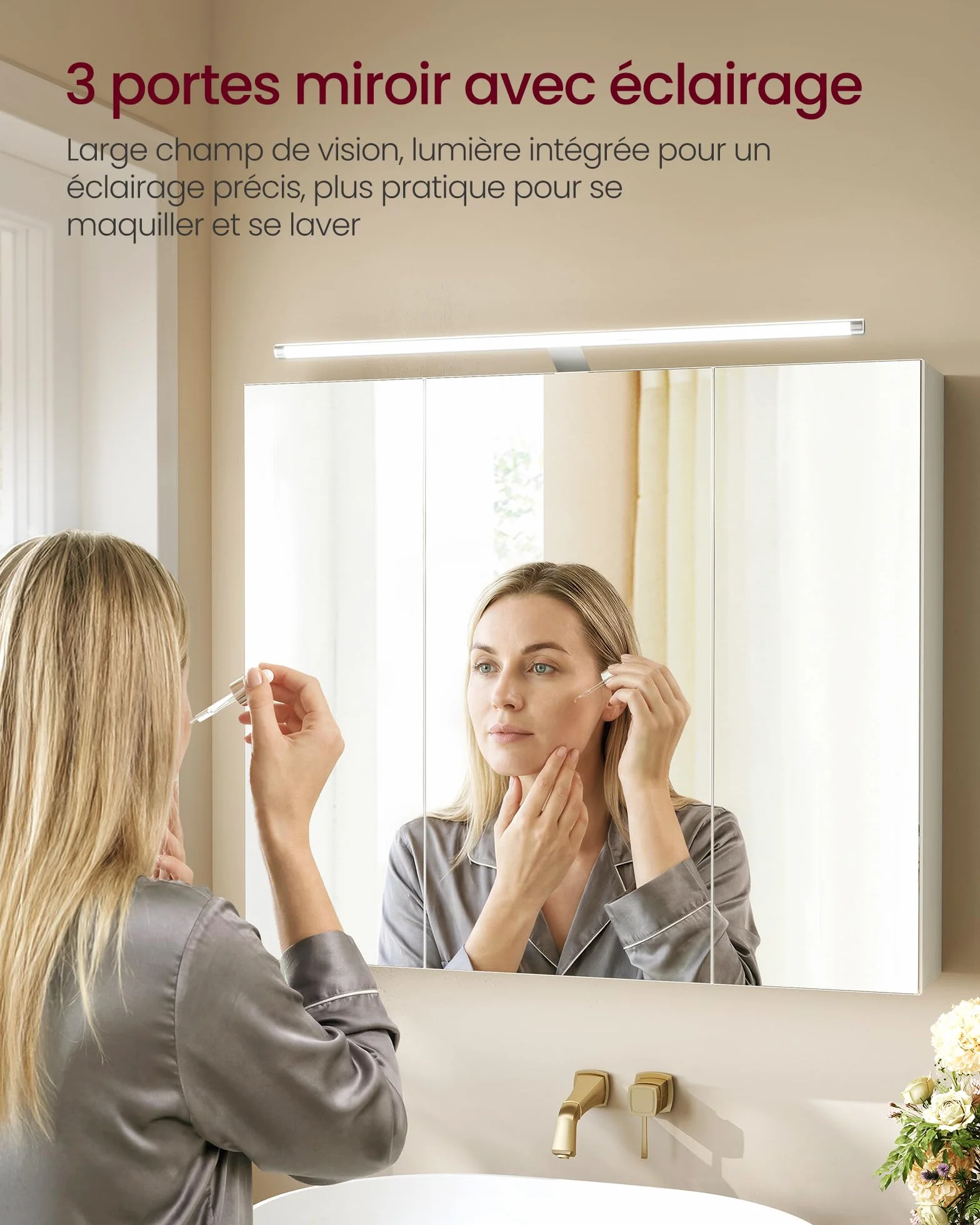 VASAGLE Kailyn Collection - Armoire Murale à 3 Portes Miroir avec Éclairage, Meuble de Salle de Bain, Étagères Réglables, Style Moderne, 15 x 70 x 60 cm, Blanc Nuage BBK139WB01
