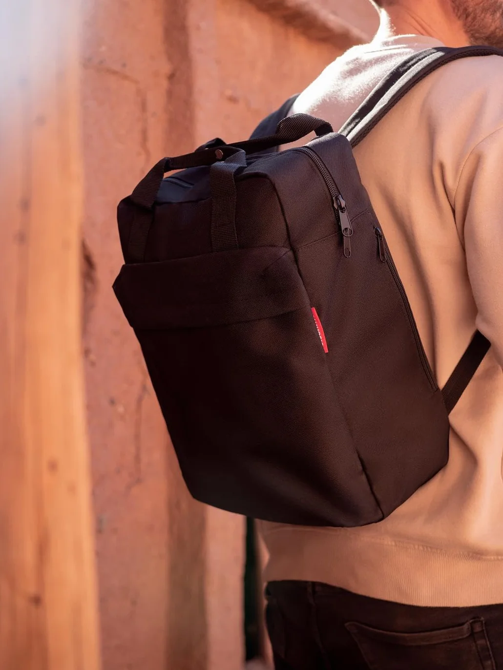 reisenthel allday backpack M – uniwersalny plecak na co dzień, w podróży, na zakupy lub do pracy – wodoodporny, dopuszczony do użytku na bagaż podręczny, czarny, m
