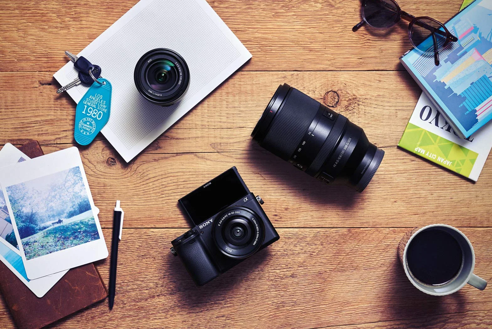 Sony a6400 body czarny (ILCE6400B), aparat systemowy z mocowaniem E, Matryca CMOS APSC 24 megapikseli, wideo 4K, ekran dotykowy 180°, autofokus z 425 punktami detekcji fazy, wizjer OLED.