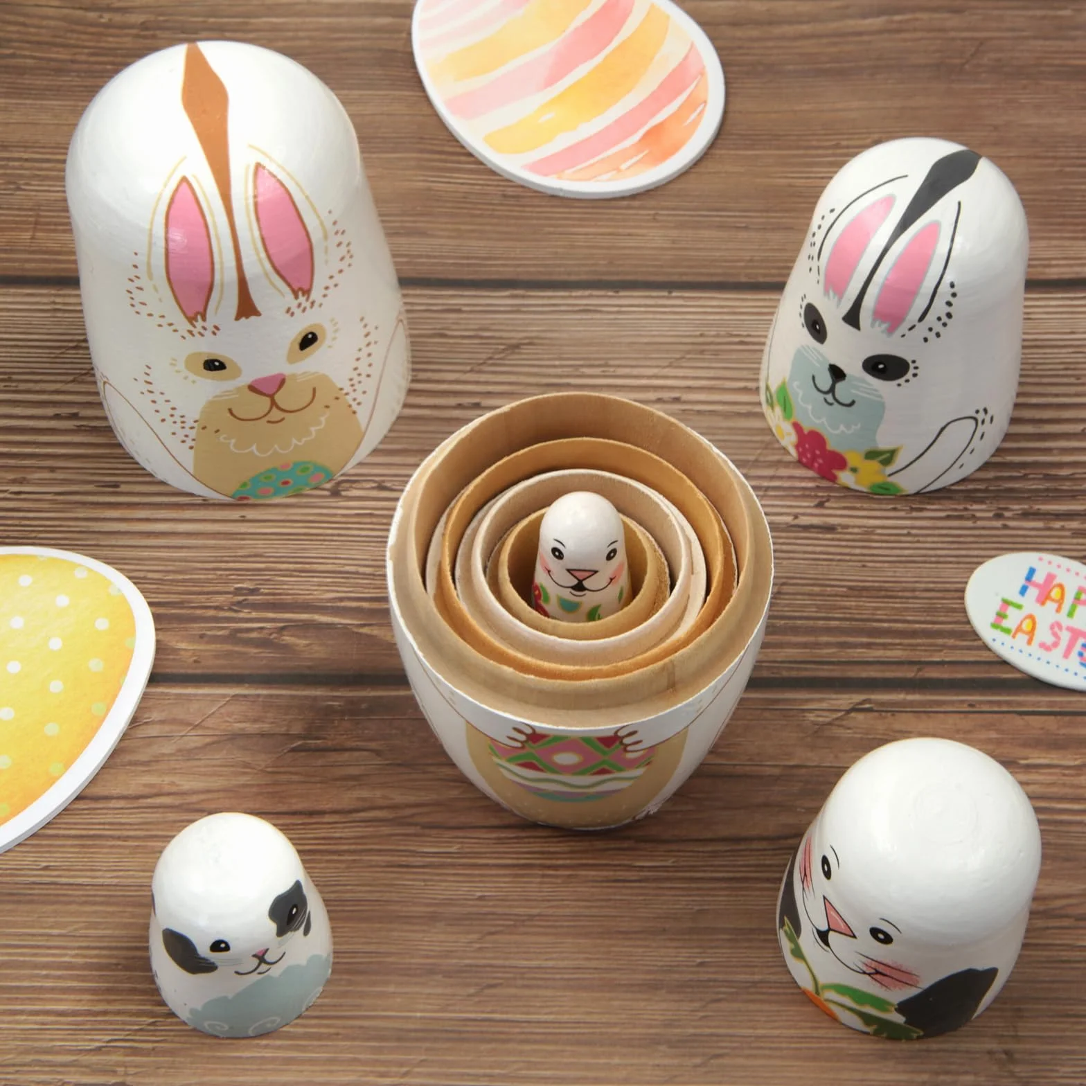 Boerni Lot de 5 poupées gigognes en bois lapin blanc matriochka babushka décoration Pâques Noël