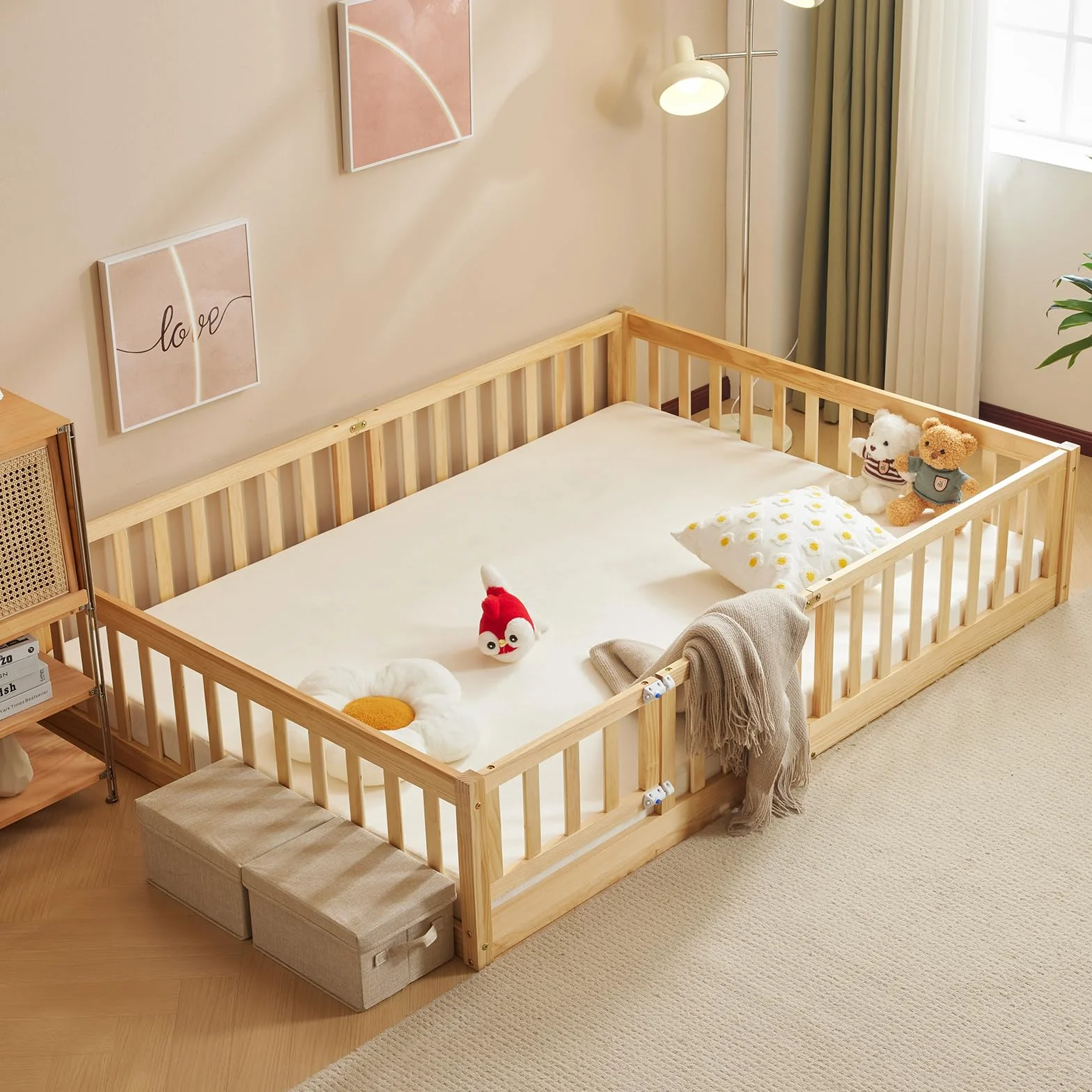 LEADZM Lit Montessori 140x200 cm - Bois Massif avec Porte et Barrière Sécurisée - 12 Lattes Renforcées, Garde-Corps Intégré - pour Enfants et Bébés (Couleur Naturelle)