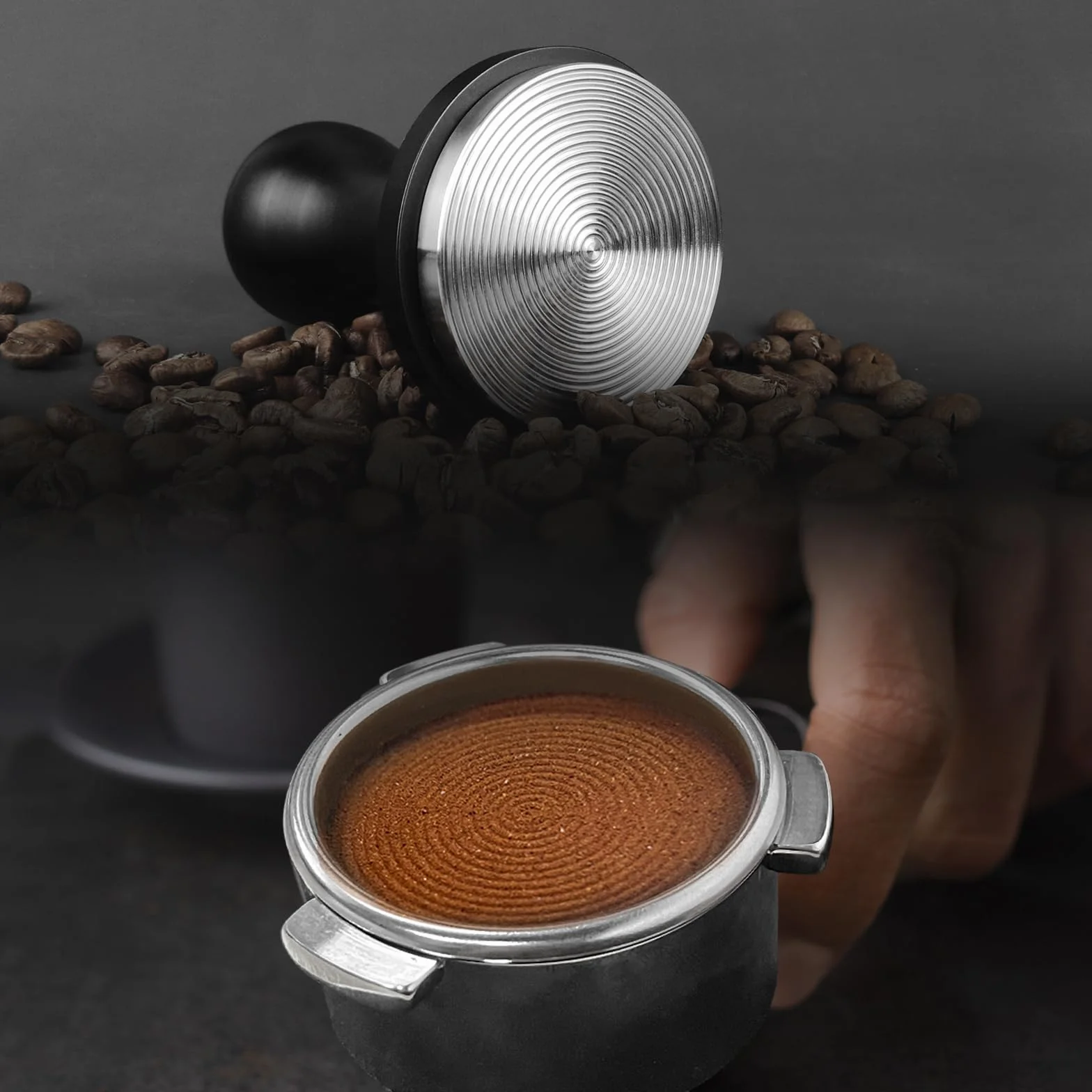NOTSEK Tamper à café 54 mm, tampon à ressort calibré de 54 mm avec pression de contact de 13,6 kg, base ondulée en acier inoxydable 304 pour porte-filtre sauge, noir