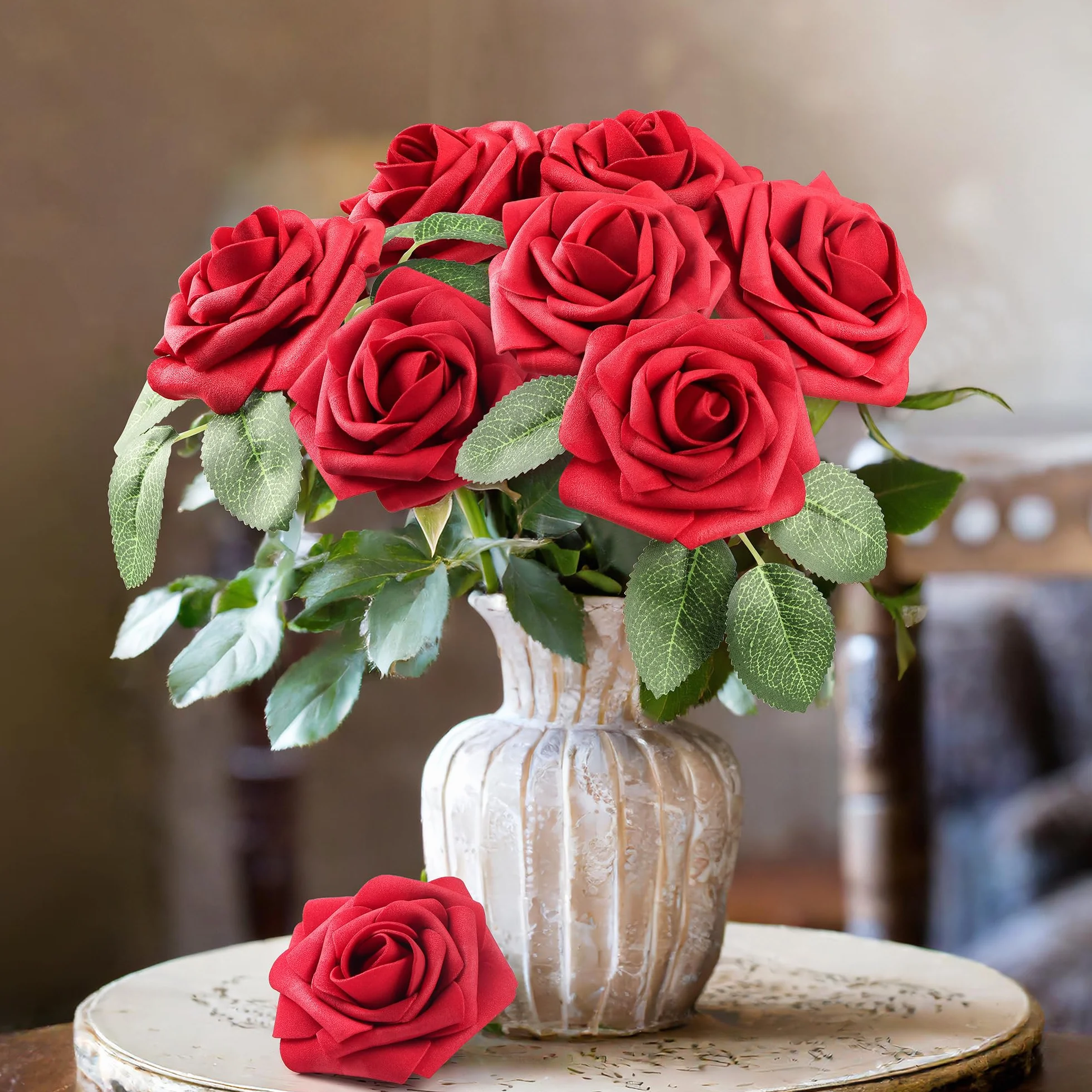 Mocoosy 50Pcs Rouges Roses Fleurs Artificielles, Faux Roses Latex Rouge Foncé avec Tige pour Mariage Bouquets Décorations