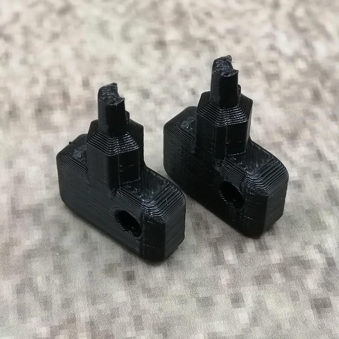 Lot de 2 clés de rechange noires compatibles Synology NAS Drive Bay Key Lock D5 D6 D8 D9 R6 X9 R8 DS181