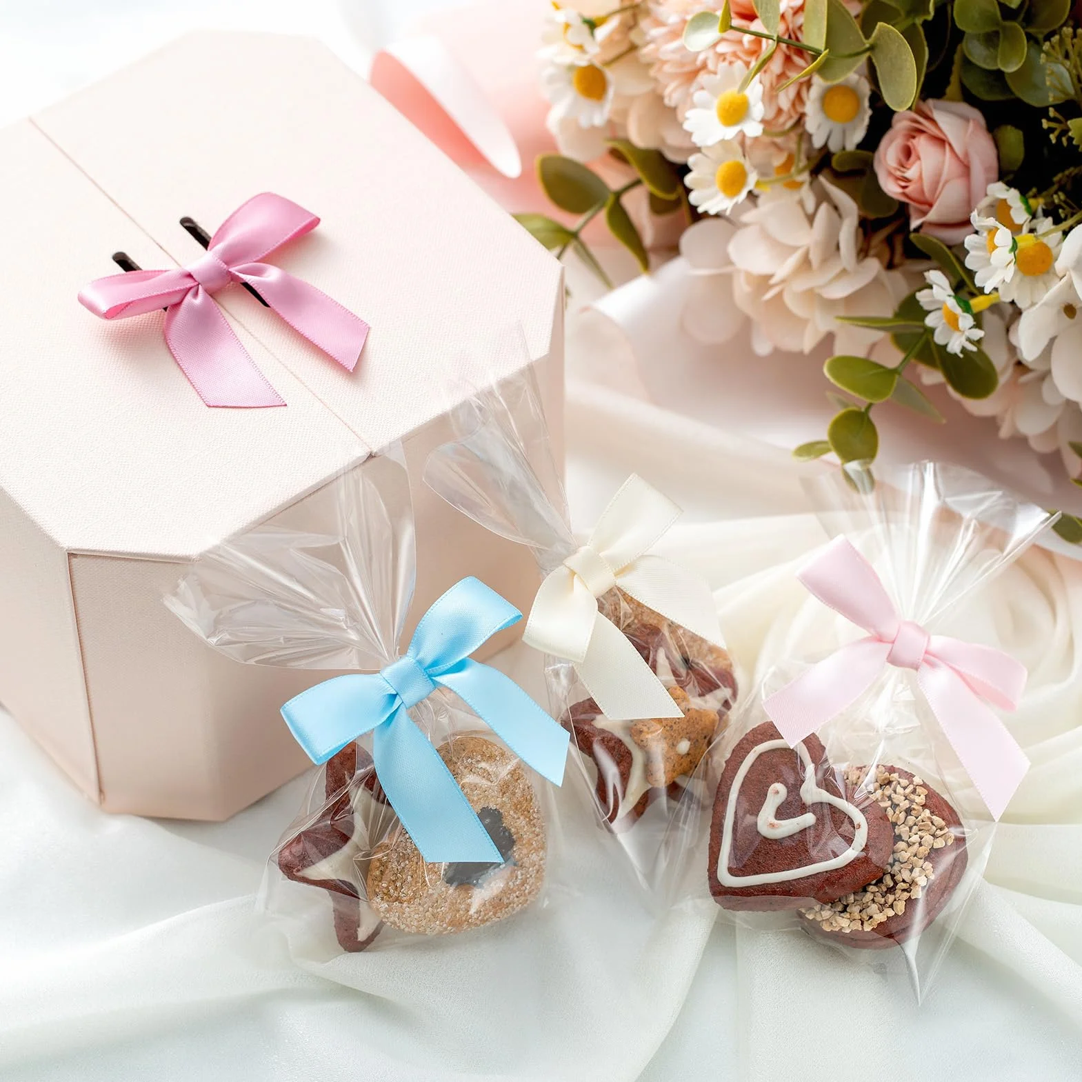 Lot de 50 nœuds pour Cadeaux Vert Sauge - Petits nœuds Décoration Noël Mariages