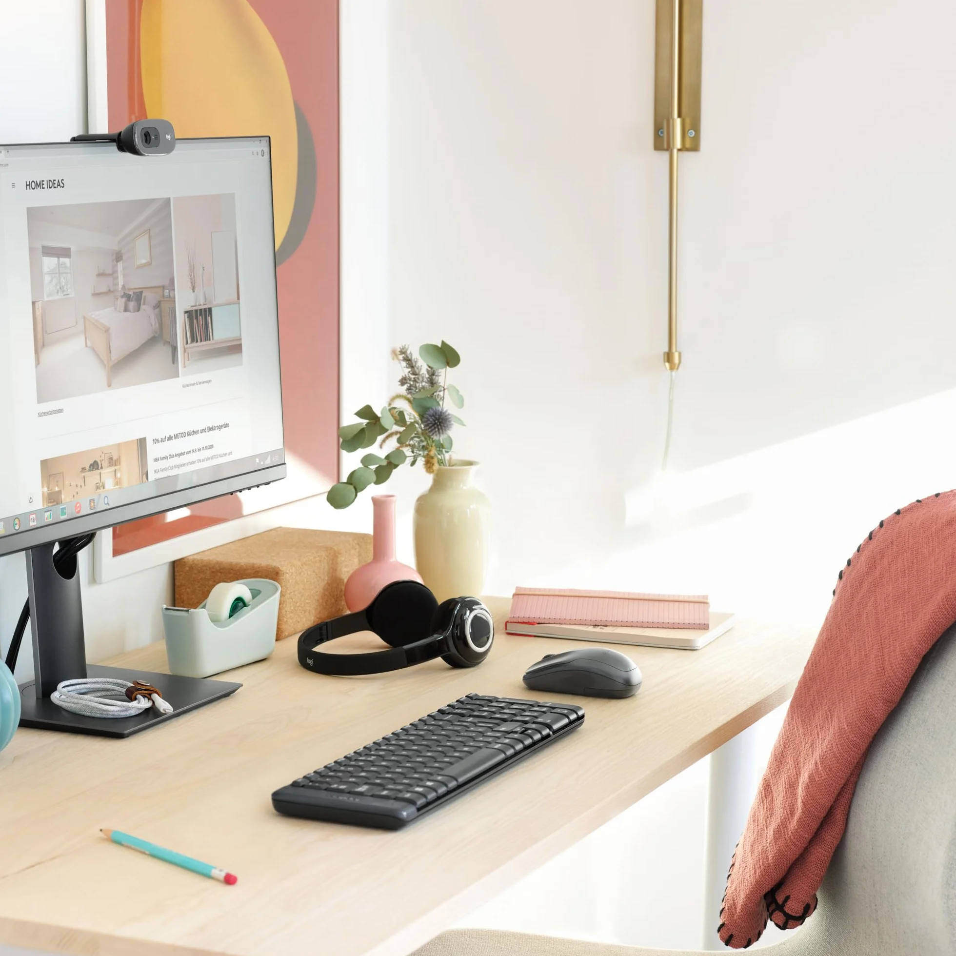Logitech MK220 Compact Combo, Zestaw Klawiatura i mysz dla systemu Windows, 2,4 GHz Odbiornik USB Unifying, 24 pracy na baterii, PC, laptopem, QWERTY układ US Intl - Czarny