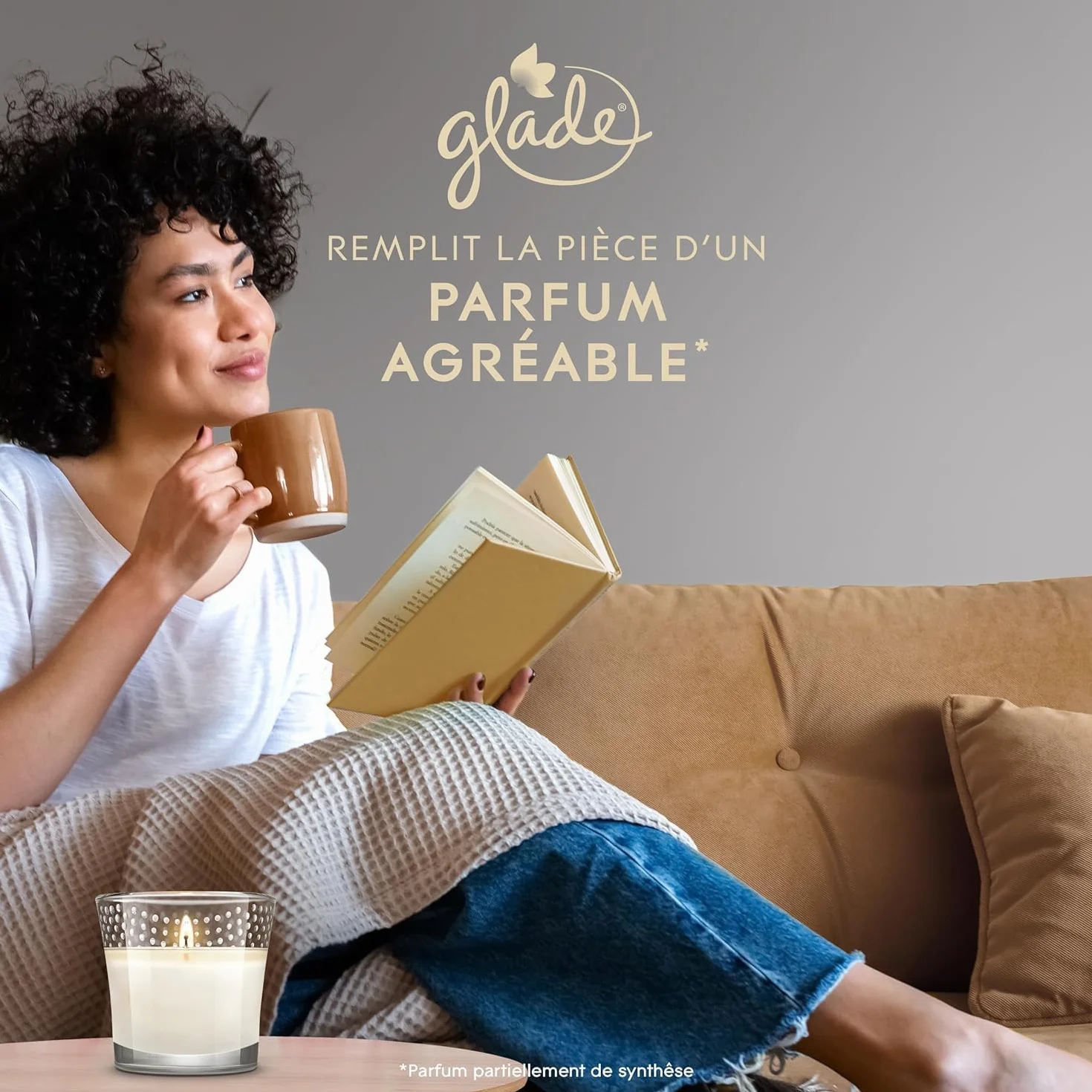 Glade Bougie Vegan Parfum Infusé Huiles Essentielles Romantic Vanilla Blossom 1 Bougie