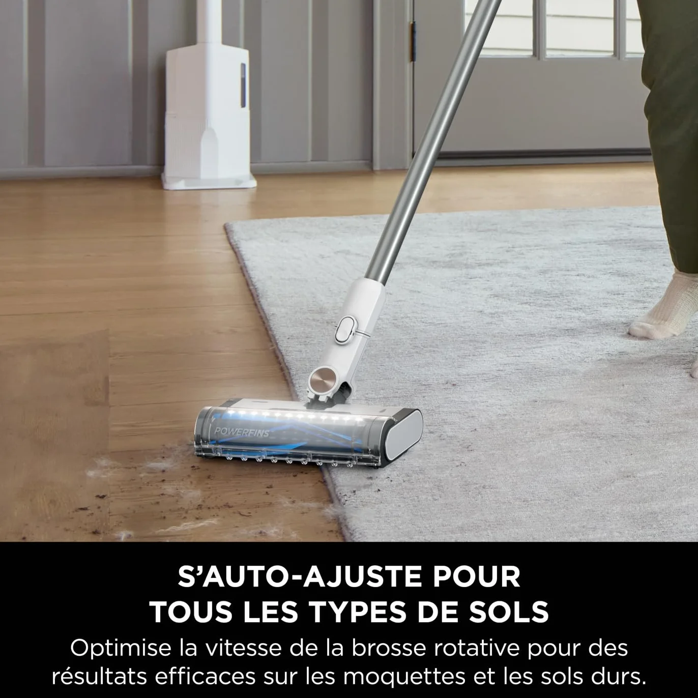 Shark Clean & Empty, aspirateur sans fil, vidage automatique, aspirateur anti-emmêlement avec accessoires pour animaux et suceur plat, autonomie 40 min, station de chargement, blanc/bleu, BU3521EU
