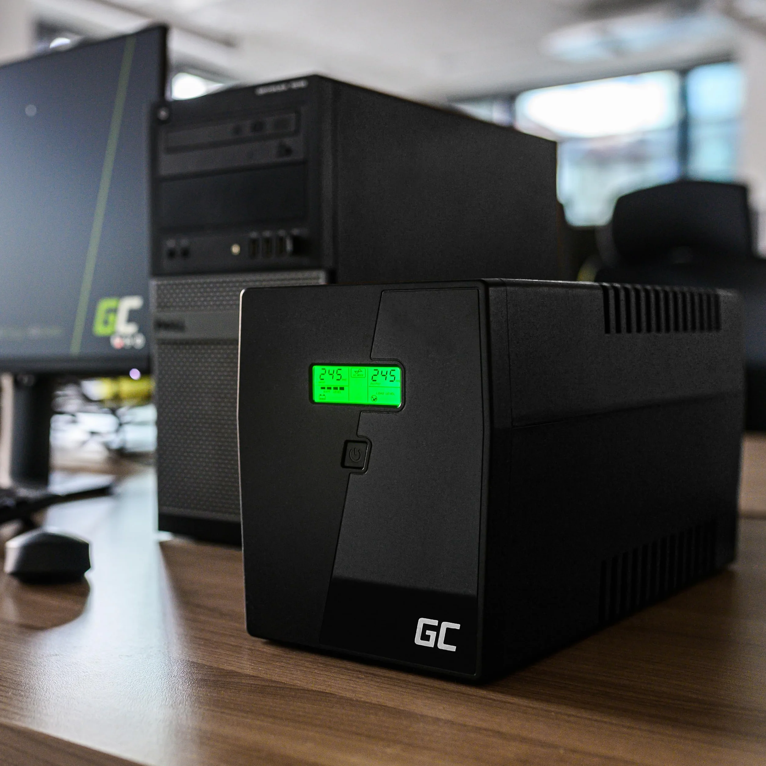 Green Cell Zasilacz Awaryjny UPS 600-999VA 360W Power Proof z wyświetlaczem LCD | Line-Interactive AVR | 230V | 2x Schuko