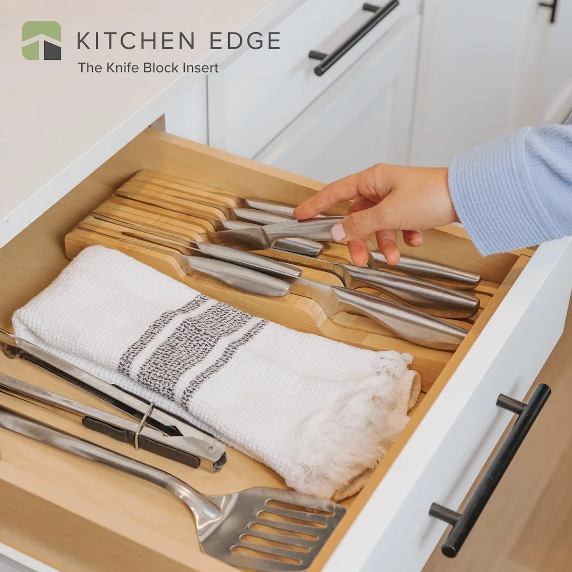 KitchenEdge Porte-Couteaux de Cuisine en Bambou Peut Contenir 5 Couteaux Longs + 6 Courts (Non Inclus) S’adapte à la Plupart des Tailles de Couteaux, Pieds en Caoutchouc, Bambou, Design Dans le Tiroir