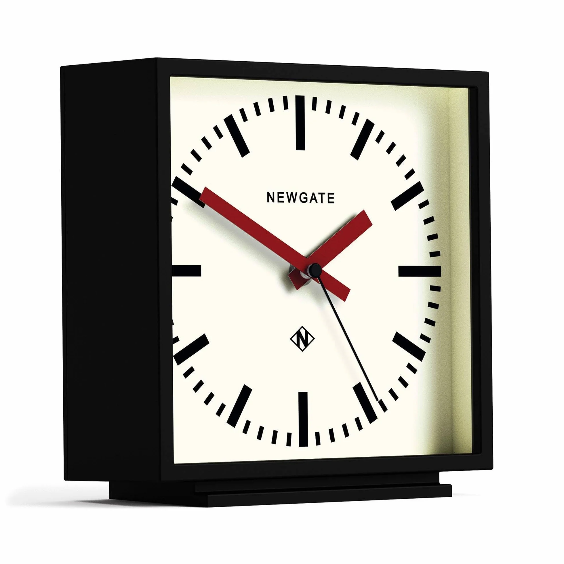 NEWGATE® Amp Horloge de Bureau | Conception carrée d’Horloge de Station | Boîtier Noir à Aiguilles Rouges | Style Moderne pour Bureau, Plateau, cheminée, étagère ou Table de Chevet