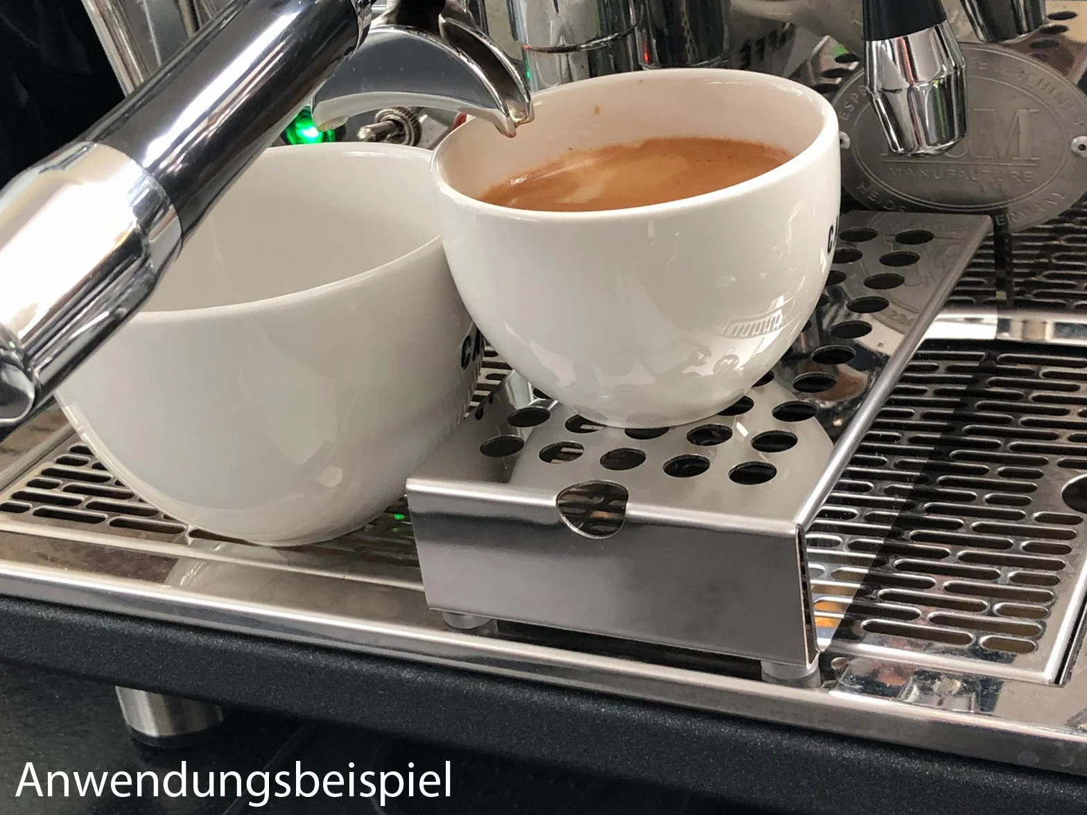scarlet espresso | Rehausseur de tasse « Alto » en acier inoxydable pour machines à filtre ; Empore de qualité Barista de qualité supérieure (hauteur : 40 mm)