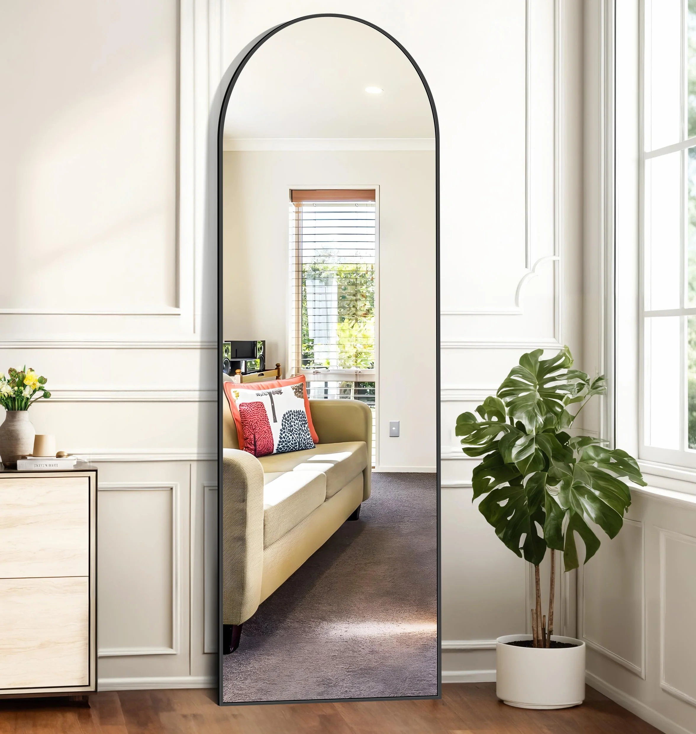 Miroir sur Pied 161 x 52 cm, Grand Miroir Mural en Pleine Longueur avec Cadre en Aluminium Noir, Miroir Arqué pour Salle de Bain, Chambre, Entrée et Couloir